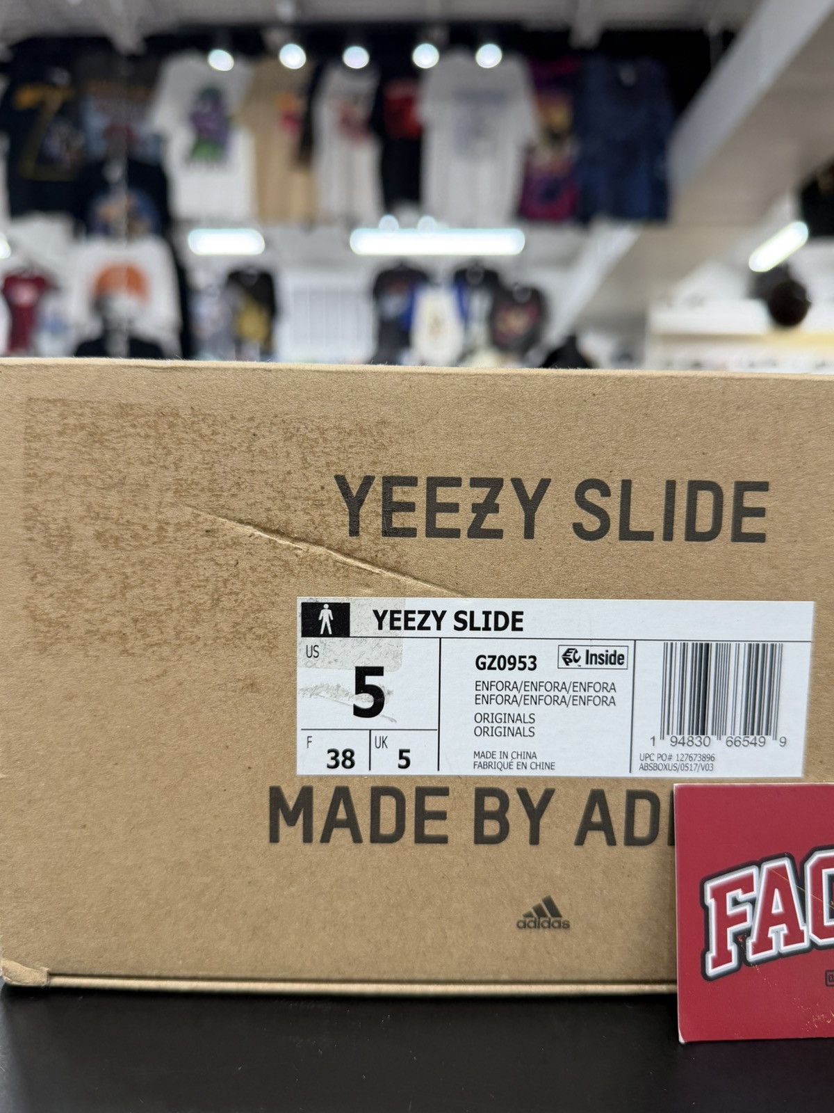 Adidas Adidas Yeezy Slide Enflame Oranges Size 5 (2021) Size US 5 / EU 37 - 12 Thumbnail