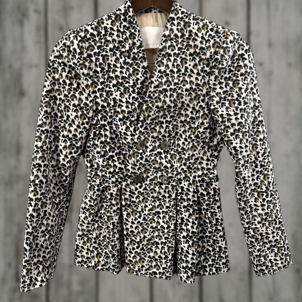 Rebecca Taylor VINTAGE Rebecca Taylor Blazer Womens S Leopard Velvet Double Breast Buttons Beige Lightweight 90s Mens? Wait not. Lash. Size S / US 4 / IT 40 - 1 Thumbnail