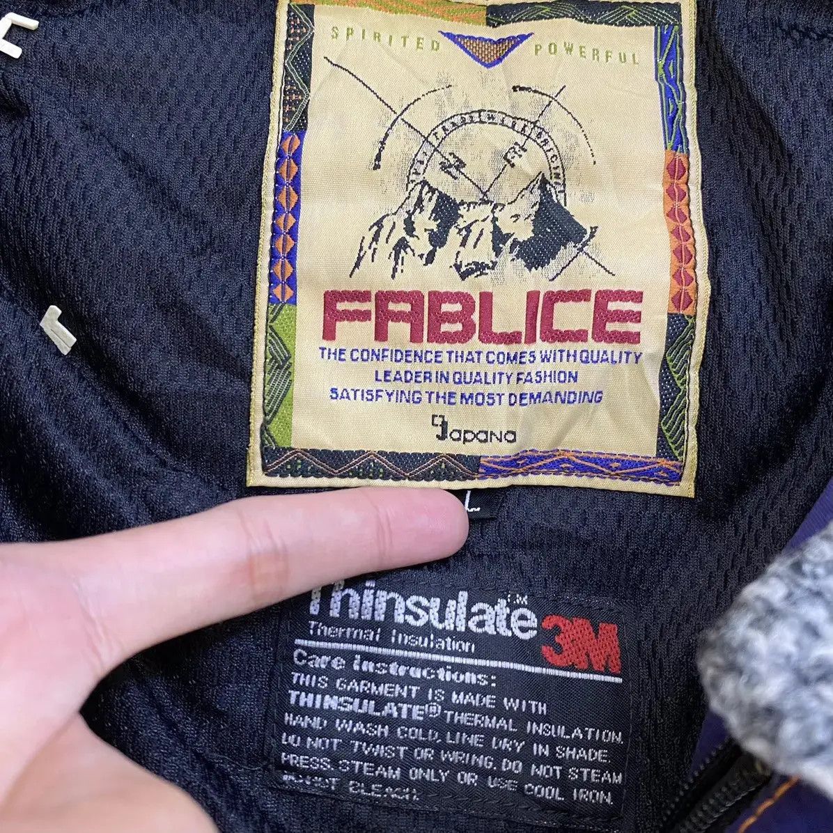 Vintage Vintage FABLICE JAPAN Thinsulate 3M Ski Thermal Jacket Size US L / EU 52-54 / 3 - 6 Thumbnail