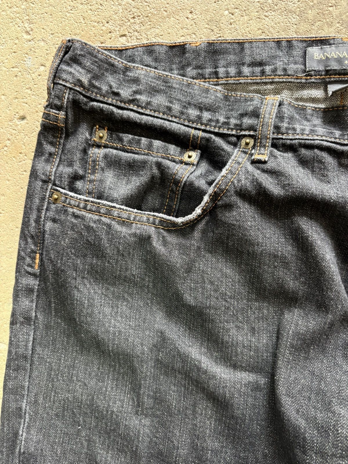 Banana Republic Banana Republic dark wash denim jeans Size US 38 / EU 54 - 4 Thumbnail