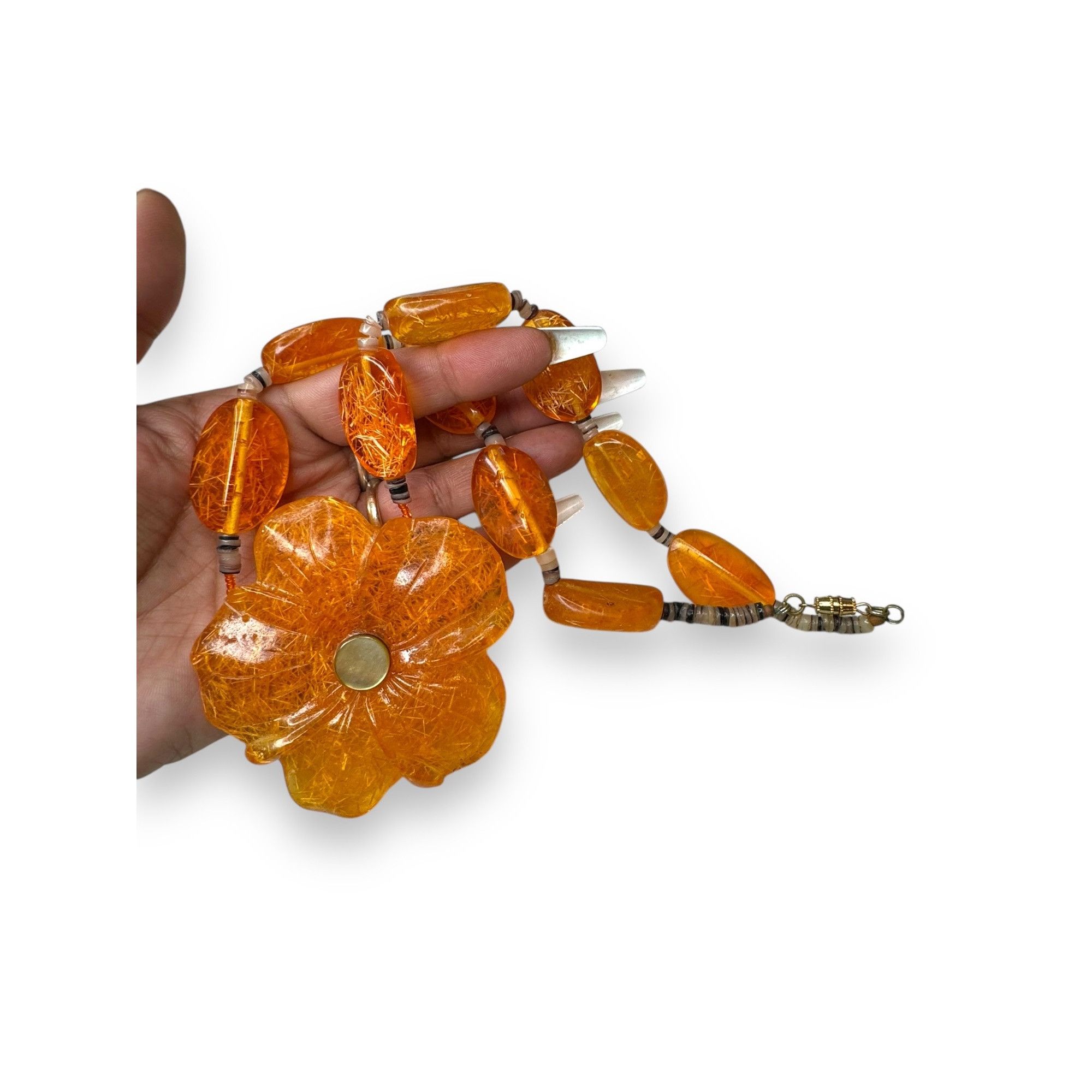 Other Amber & Shell Necklace With Flower Pendant 19" Size ONE SIZE - 7 Thumbnail