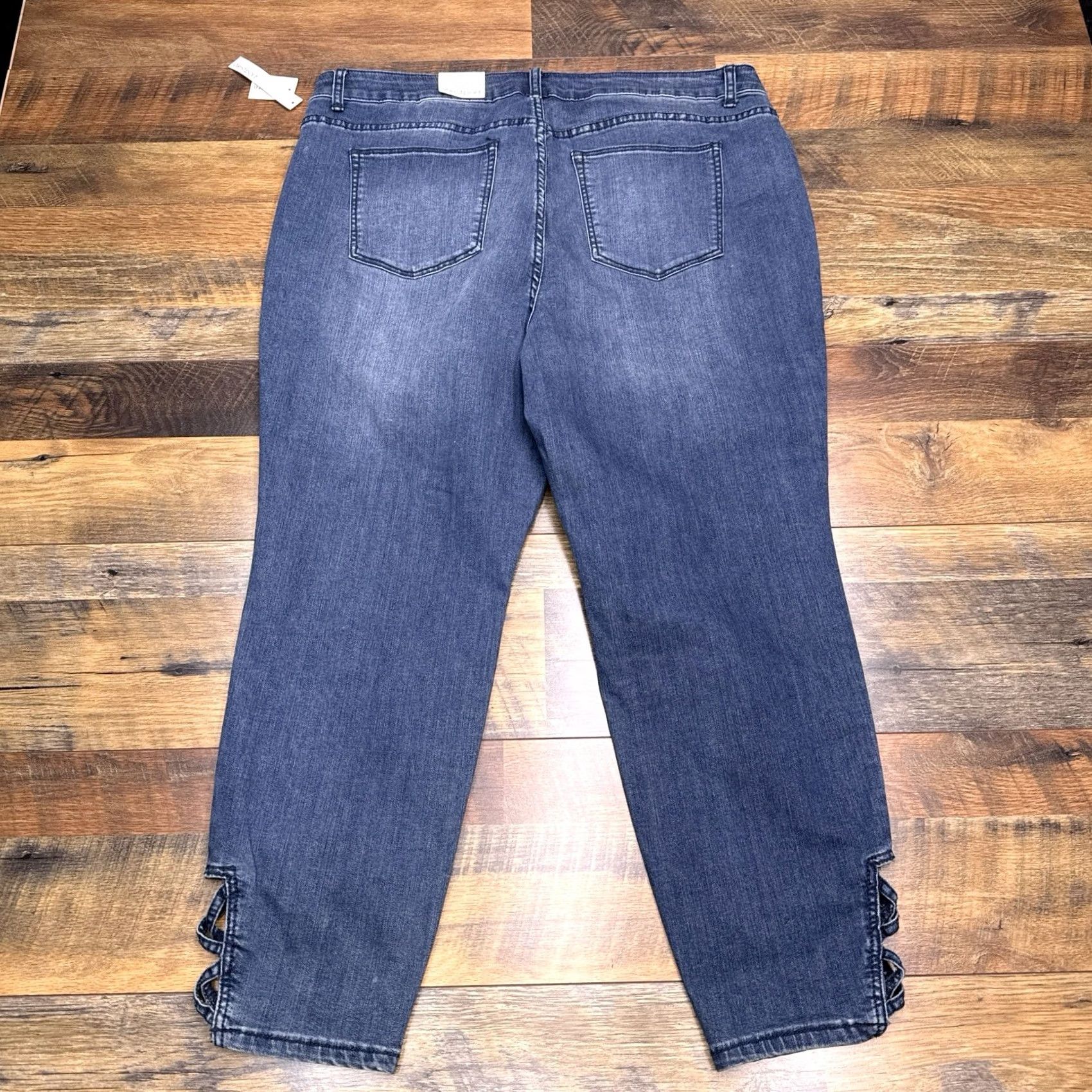 Vintage Westport Mid Rise Ankle Jeans Womens 18W Signature Fit New Size 40" / US 18 - 2 Thumbnail
