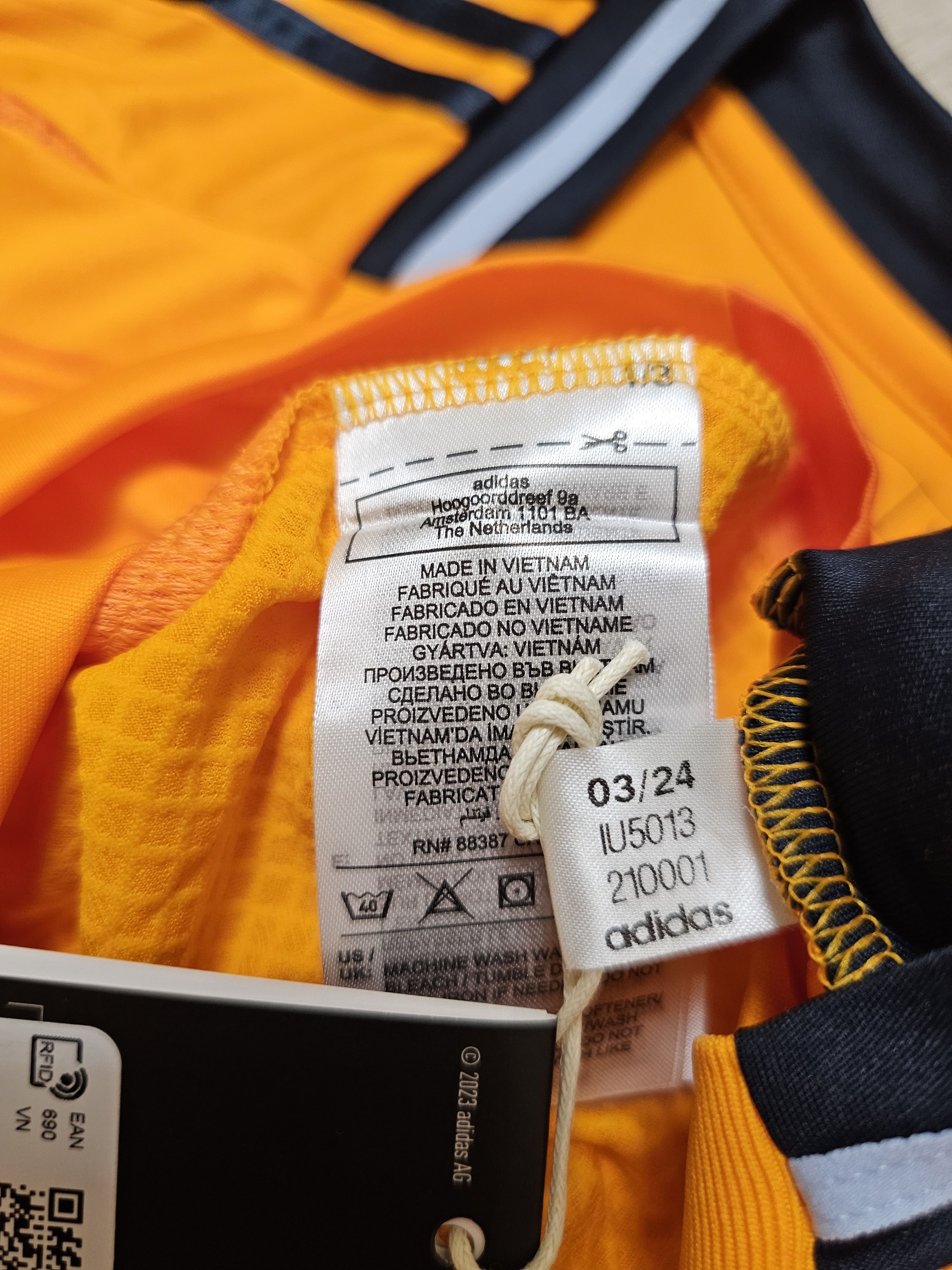 Adidas REAL MADRID 2024 2025 MBAPPE AWAY FOOTBALL SOCCER JERSEY Size US XL / EU 56 / 4 - 9 Thumbnail