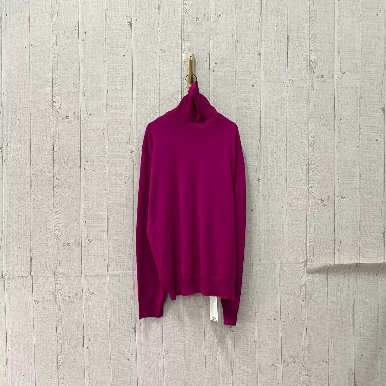 Louis Vuitton Louis Vuitton Pink Turtleneck Sweater Size XL / US 12-14 / IT 48-50 - 1 Thumbnail