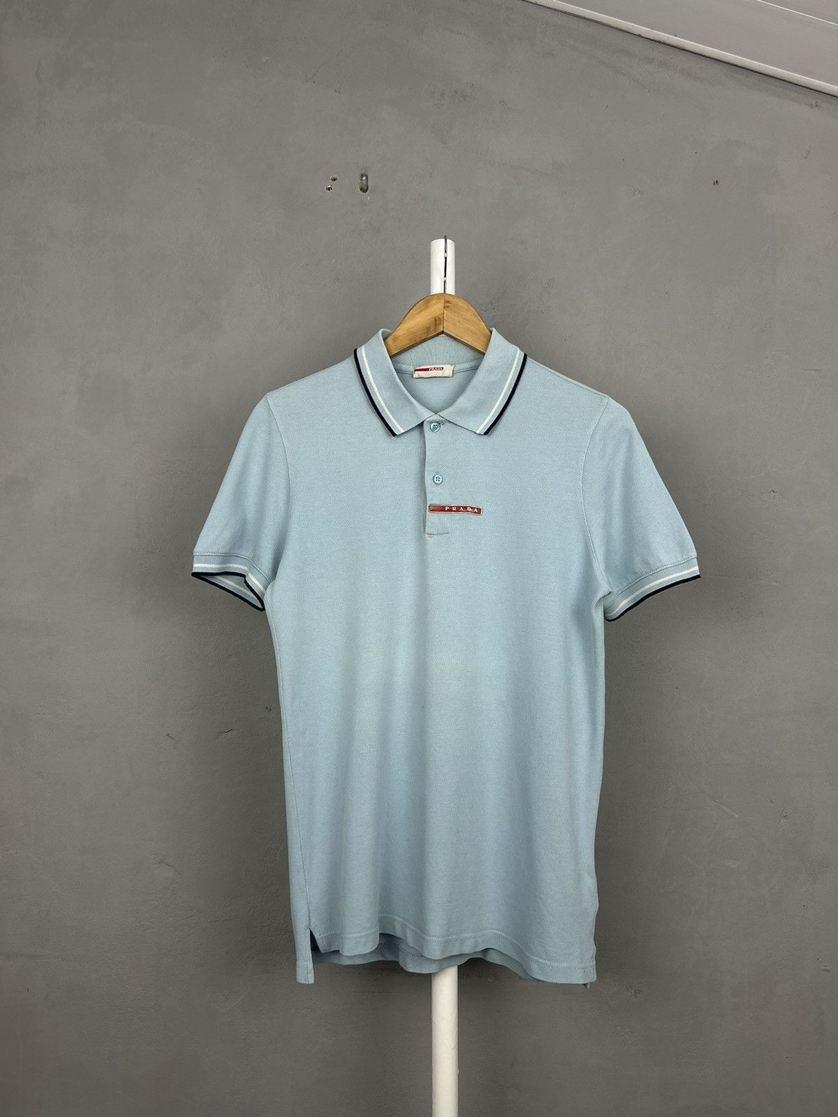 Prada Prada red tab polo shirt rare Size US S / EU 44-46 / 1 - 1 Thumbnail
