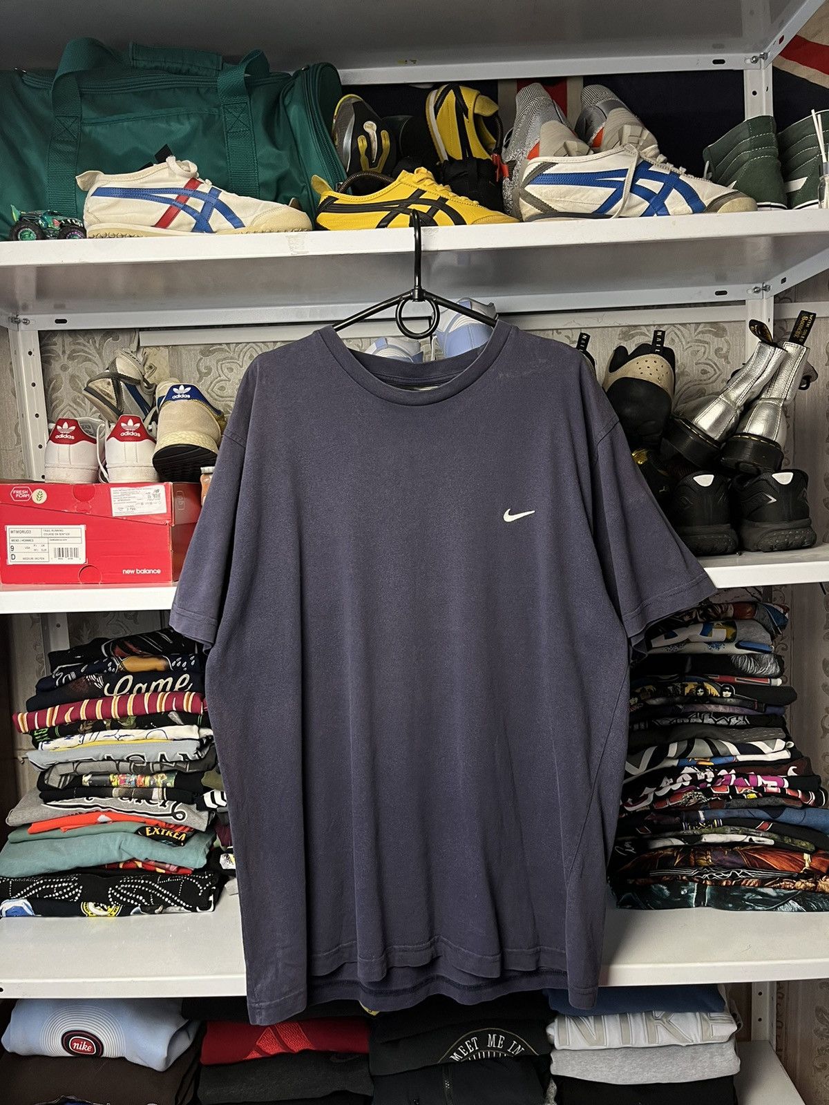 Nike Vintage THRASHED Nike Distressed Tee Shirt Mini Check Size US XL / EU 56 / 4 - 1 Thumbnail
