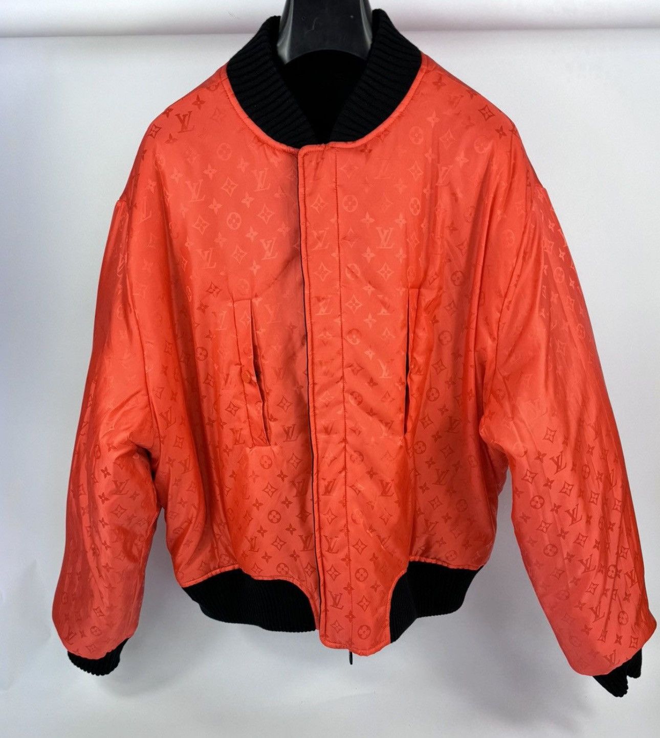 Louis Vuitton x VIRGIL ABLOH MONOGRAM PRINT RESERVABLE JACKET Size US XXL / EU 58 / 5 - 1 Thumbnail