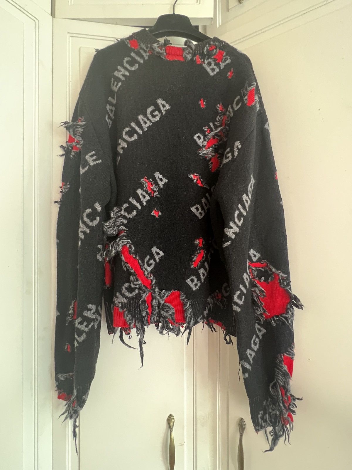 Balenciaga 🔥 Balenciaga distressed wool Knit top sweater pullover Size US S / EU 44-46 / 1 - 3 Thumbnail