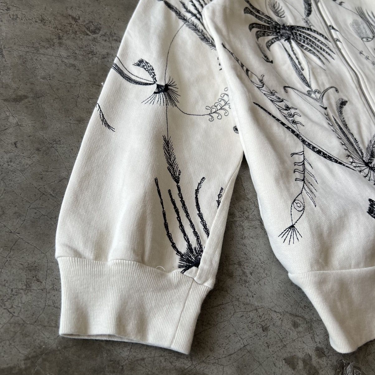 Dries Van Noten Dries Van Noten - Front Zip Sweatshirt Size M / US 6-8 / IT 42-44 - 9 Thumbnail