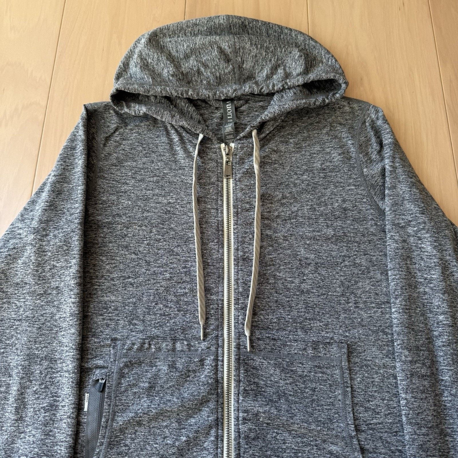 Vuori Vuori Halo Performance Hoodie XS Gray Full Zip Jacket Hooded Size XS / US 0-2 / IT 36-38 - 3 Thumbnail