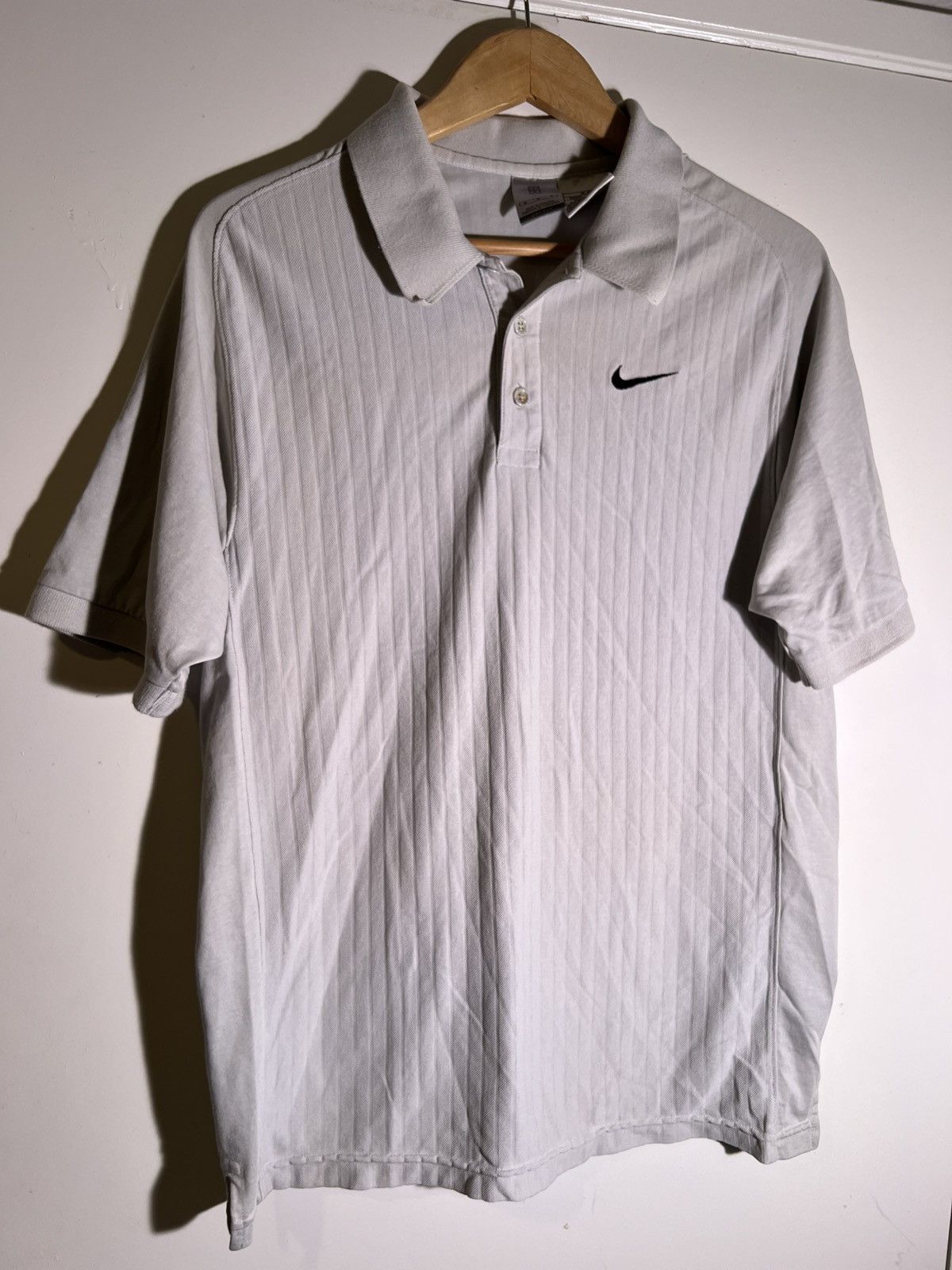 Vintage Y2K 2000’s VTG Vintage Nike Ribbed Retro Collared Polo Shirt Size US M / EU 48-50 / 2 - 1 Thumbnail