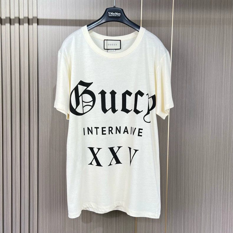 Gucci Gucci Short sleeves with Sanskrit printed letters 2504-Next Size US S / EU 44-46 / 1 - 1 Thumbnail