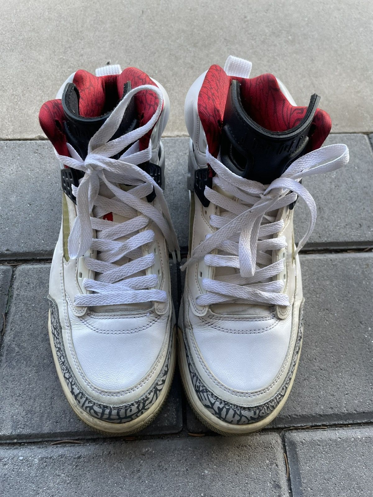 Nike Jordan White cement shoes Size US 7.5 / EU 40-41 - 2 Thumbnail