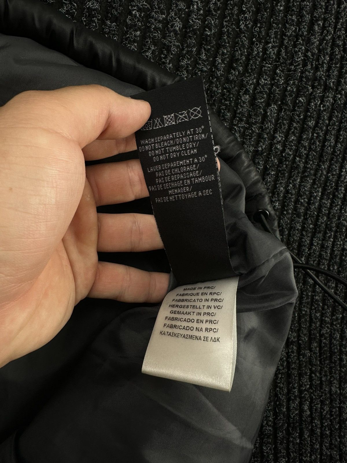 Schott Vintage 90s Schott N.Y.C. PUFFER NYLON BLACK VEST Size US M / EU 48-50 / 2 - 7 Thumbnail