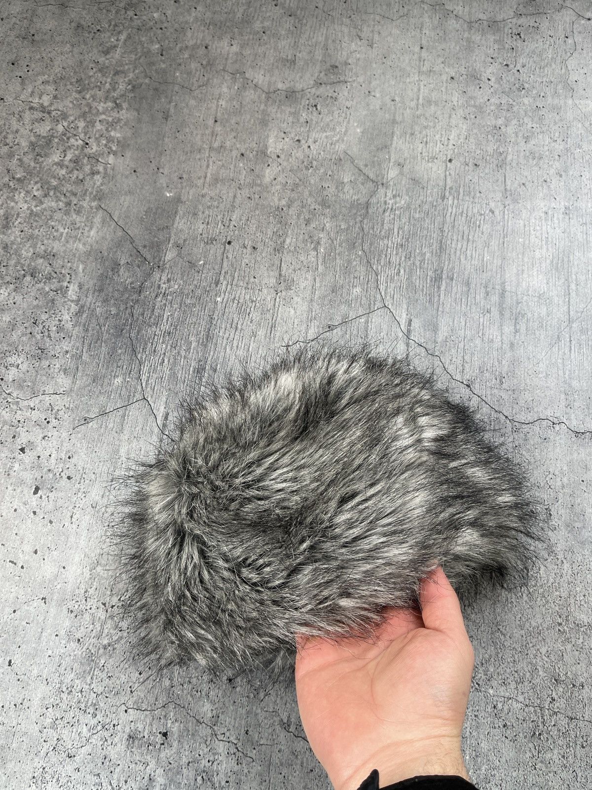 Japanese Brand Fashion Fluffy Fur Hat Size ONE SIZE - 1 Thumbnail