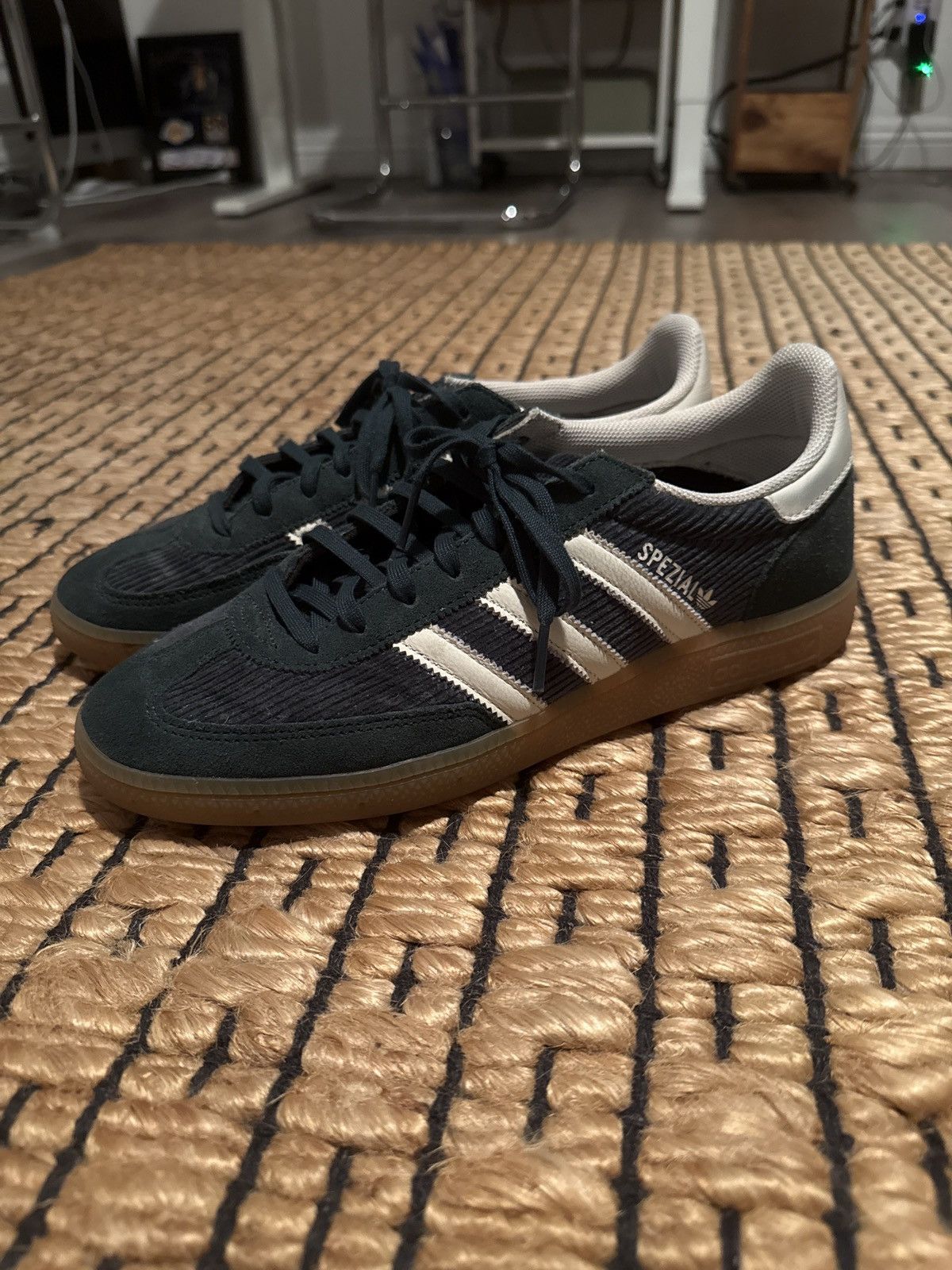 Adidas Spezial Handball Sneaker Size US 9 / EU 42 - 1 Thumbnail
