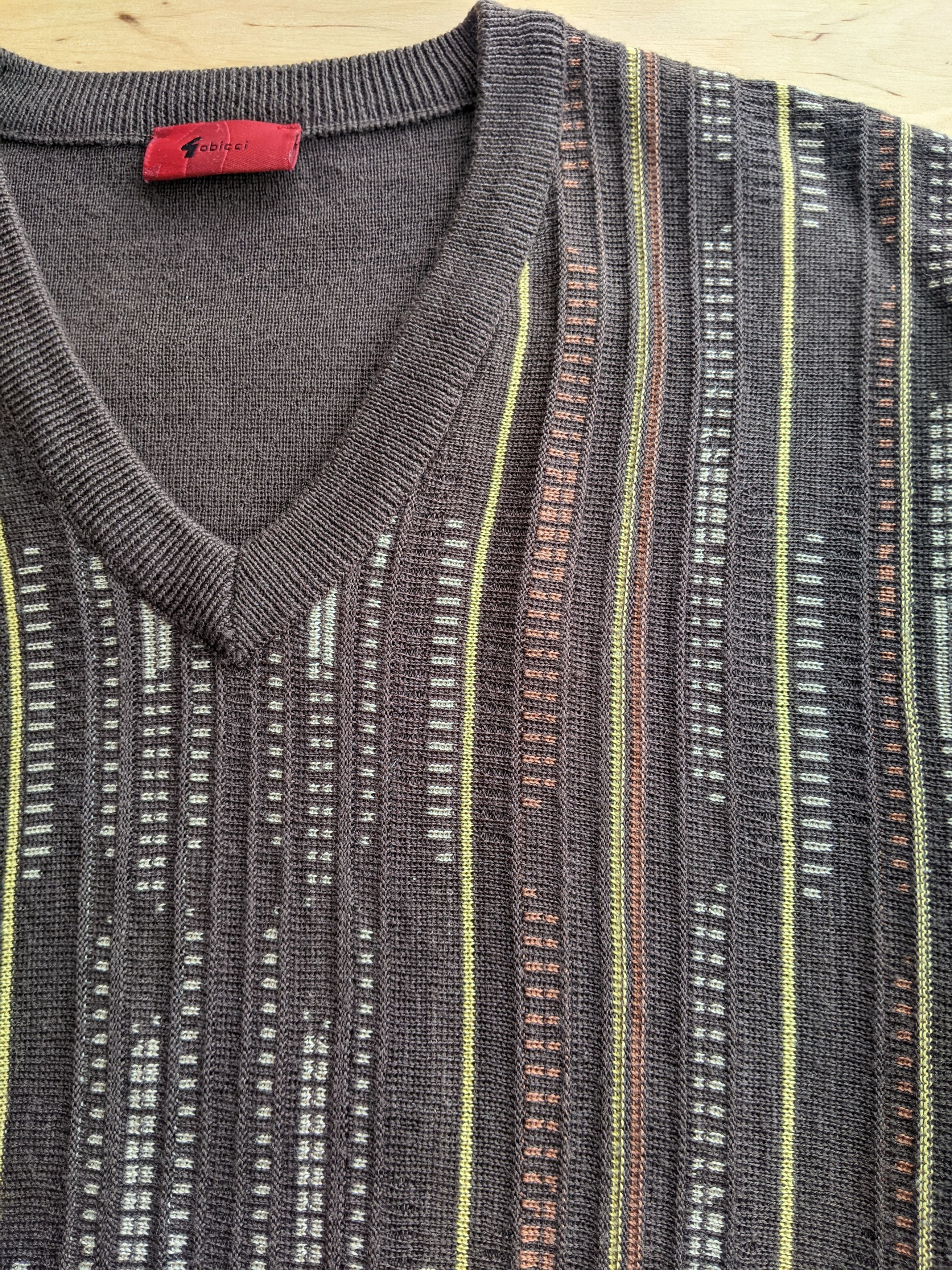 Gabicci Vintage Gabicci Sweater VNeck Cardigan Knitwear Coogi Jumper Size US M / EU 48-50 / 2 - 6 Thumbnail