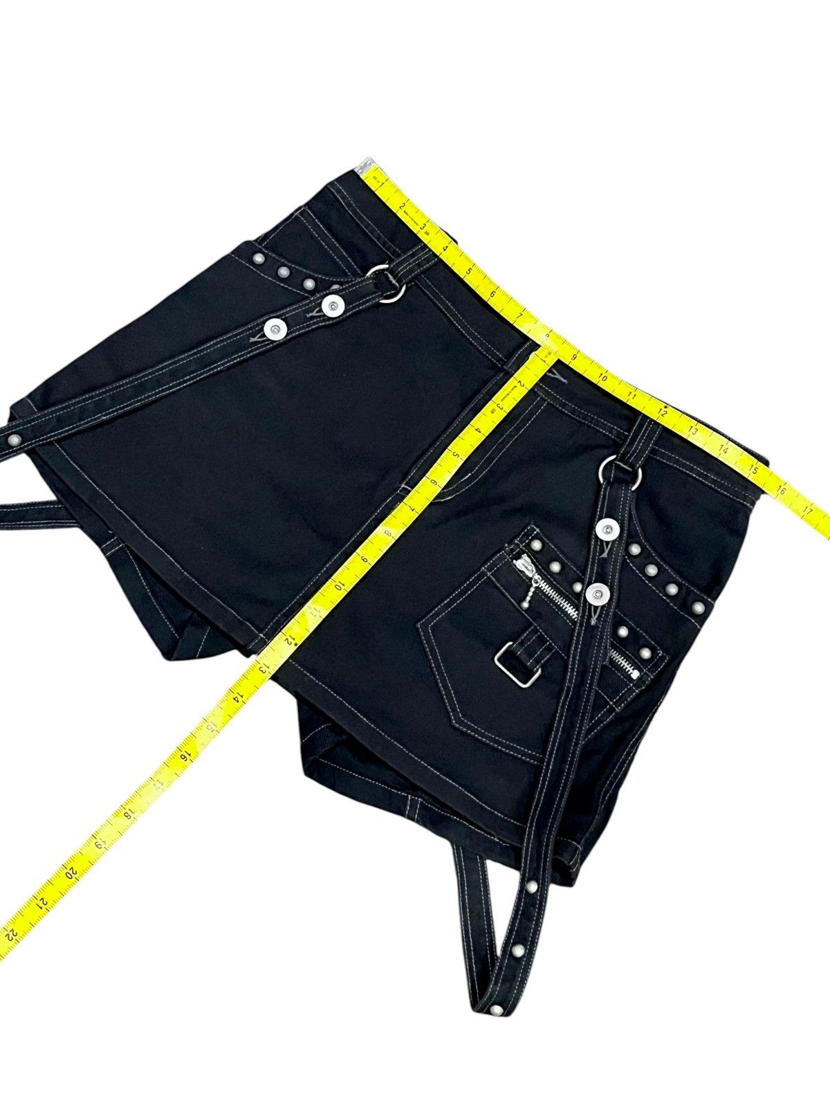 Tribal Streetwear ALGONQUINS Punk Bondage Studded Hybrid Mini Skirt Hot Pants Size 30" / US 8 / IT 44 - 18 Thumbnail