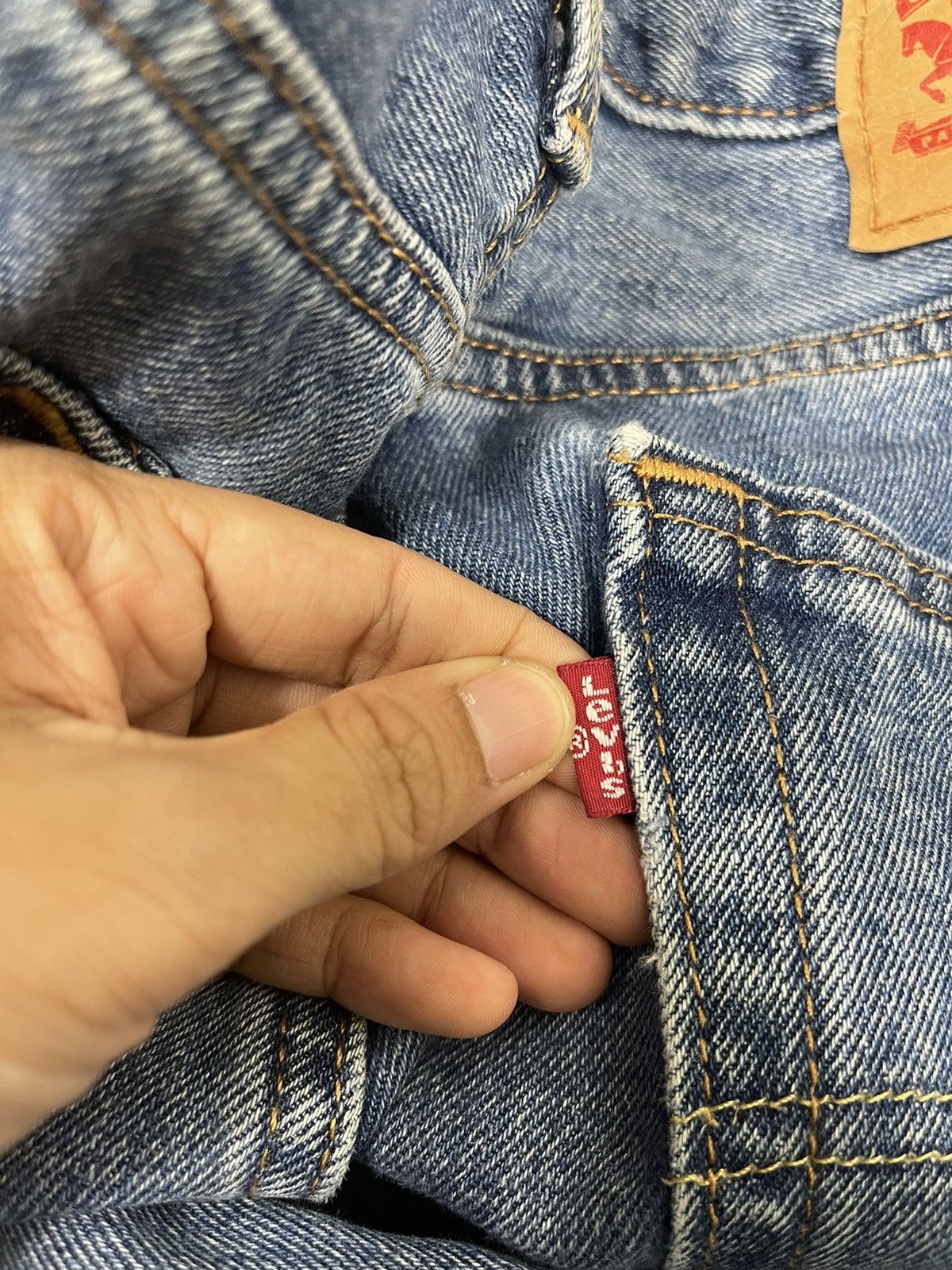 Levi's Levis 541 Faded Blue Zipper Fly Jeans Size US 32 / EU 48 - 16 Thumbnail
