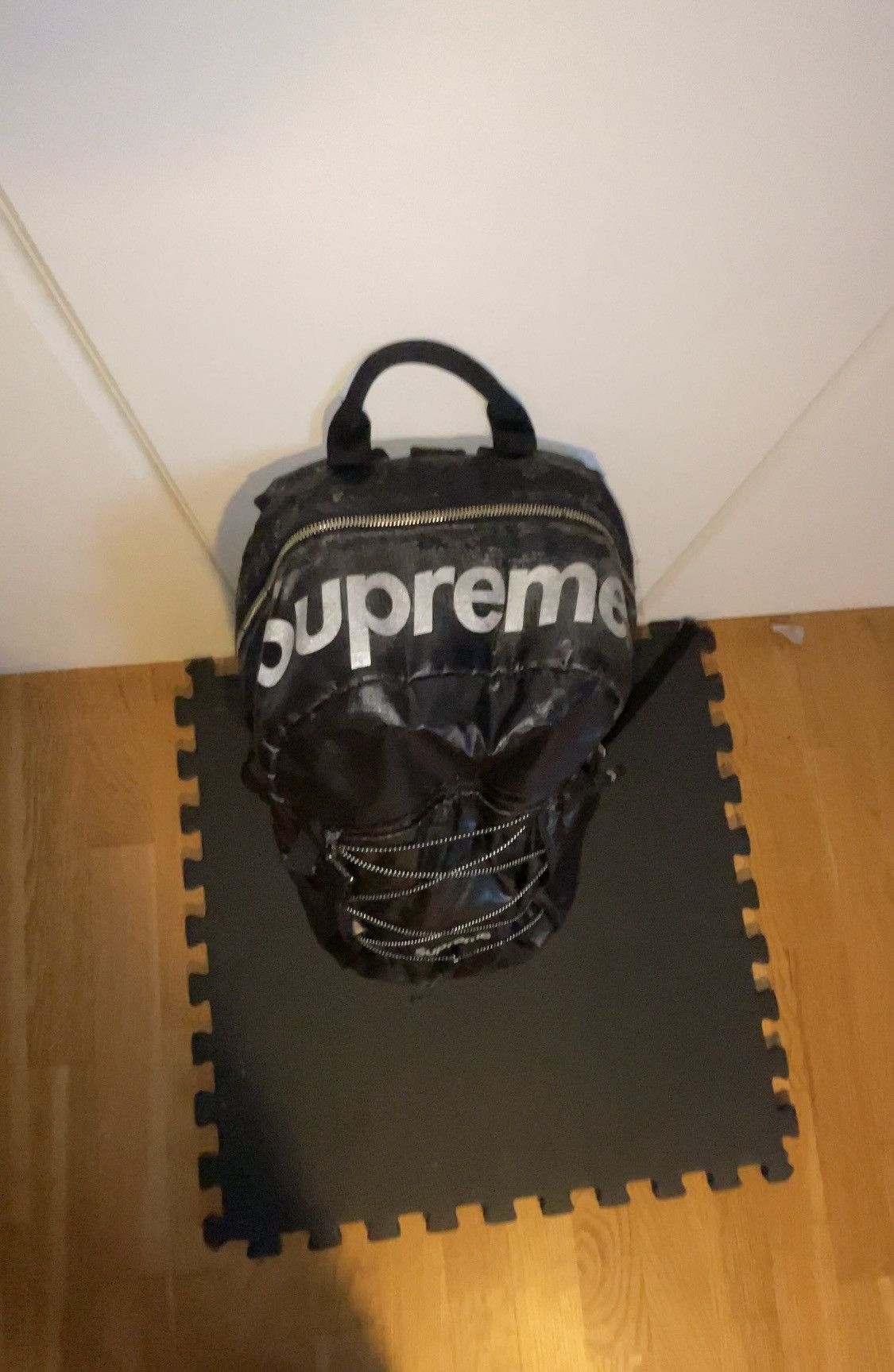 Supreme fw17 backpack black sale