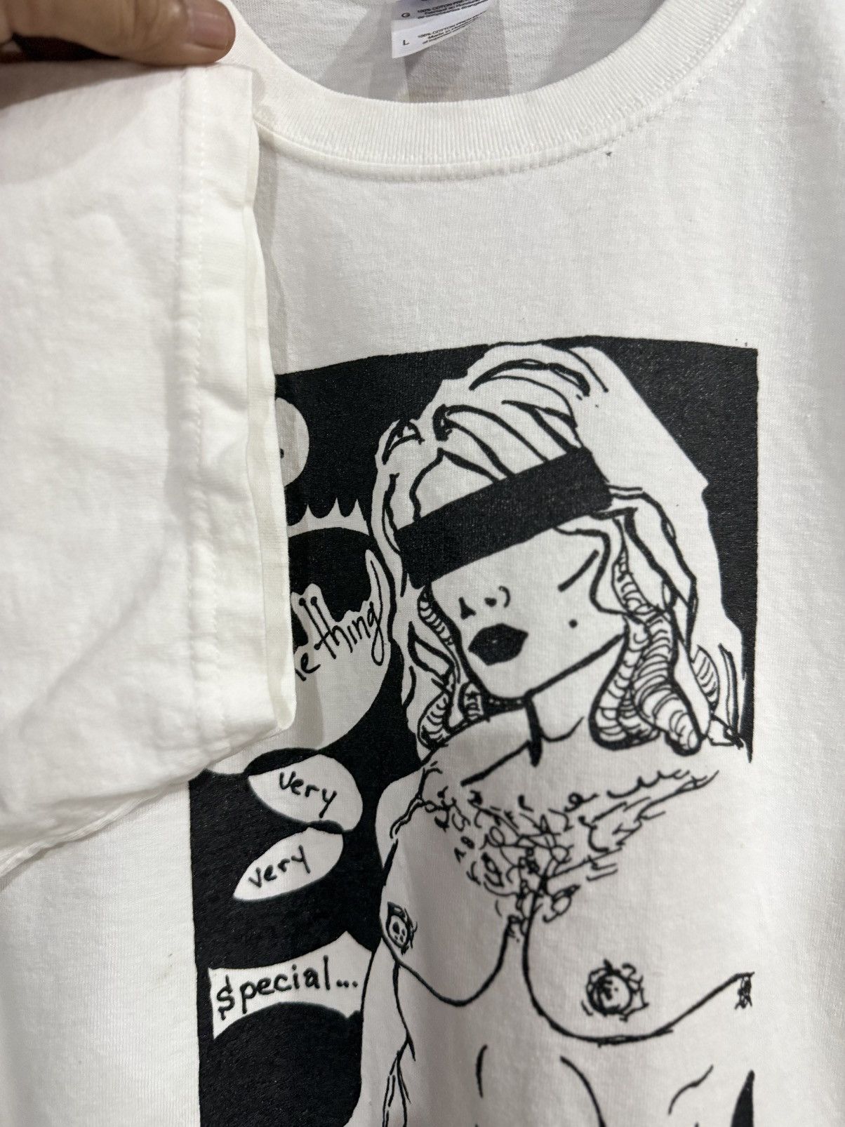 Arts & Science × Vintage Vintage Nekad Girl Something Very Very Special Art Tee Size US L / EU 52-54 / 3 - 7 Thumbnail