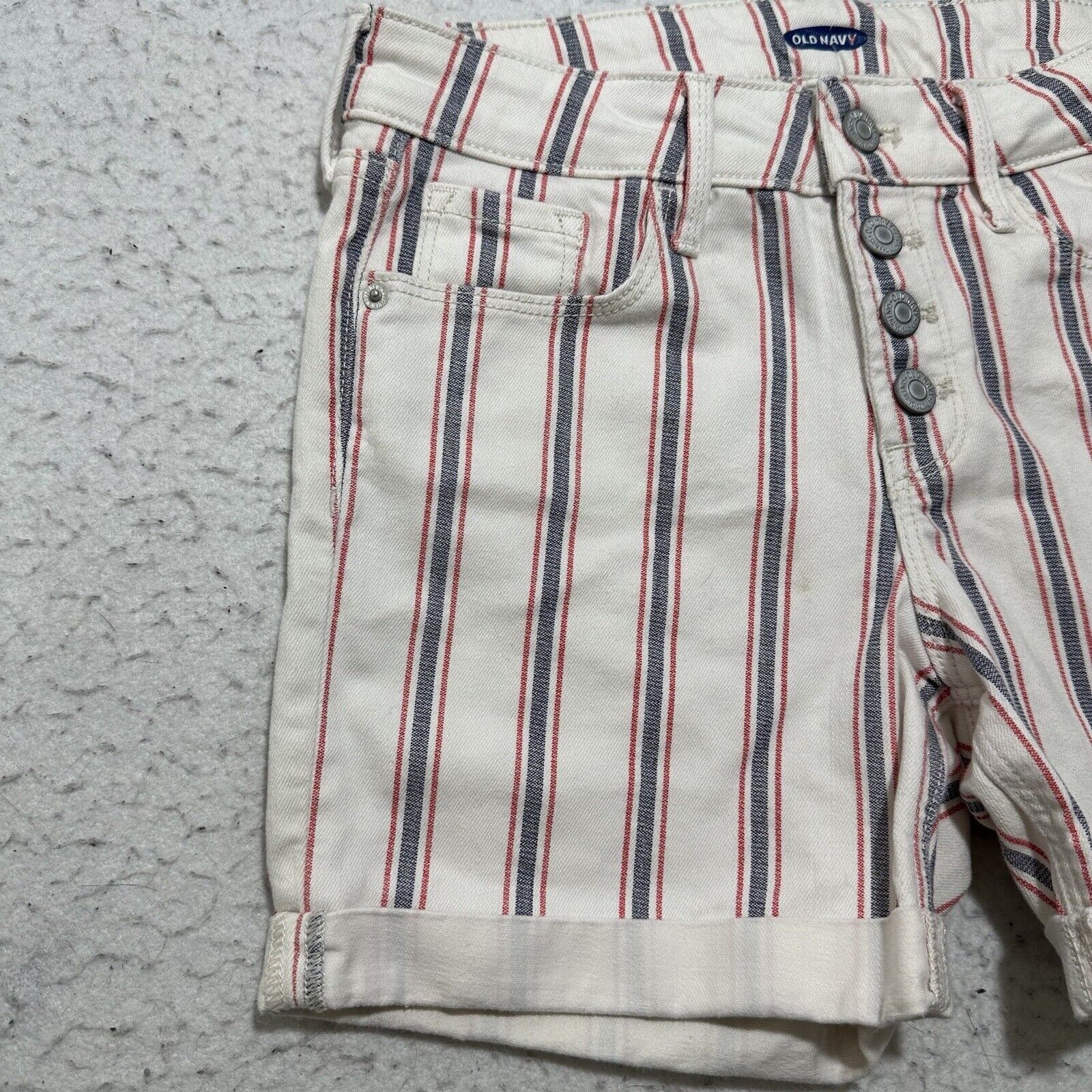 Old Navy Old Navy 0 Mid Rise 5" Inseam Denim Jean Shorts Four Buttons Size 25" / US 0 / IT 36 - 2 Thumbnail