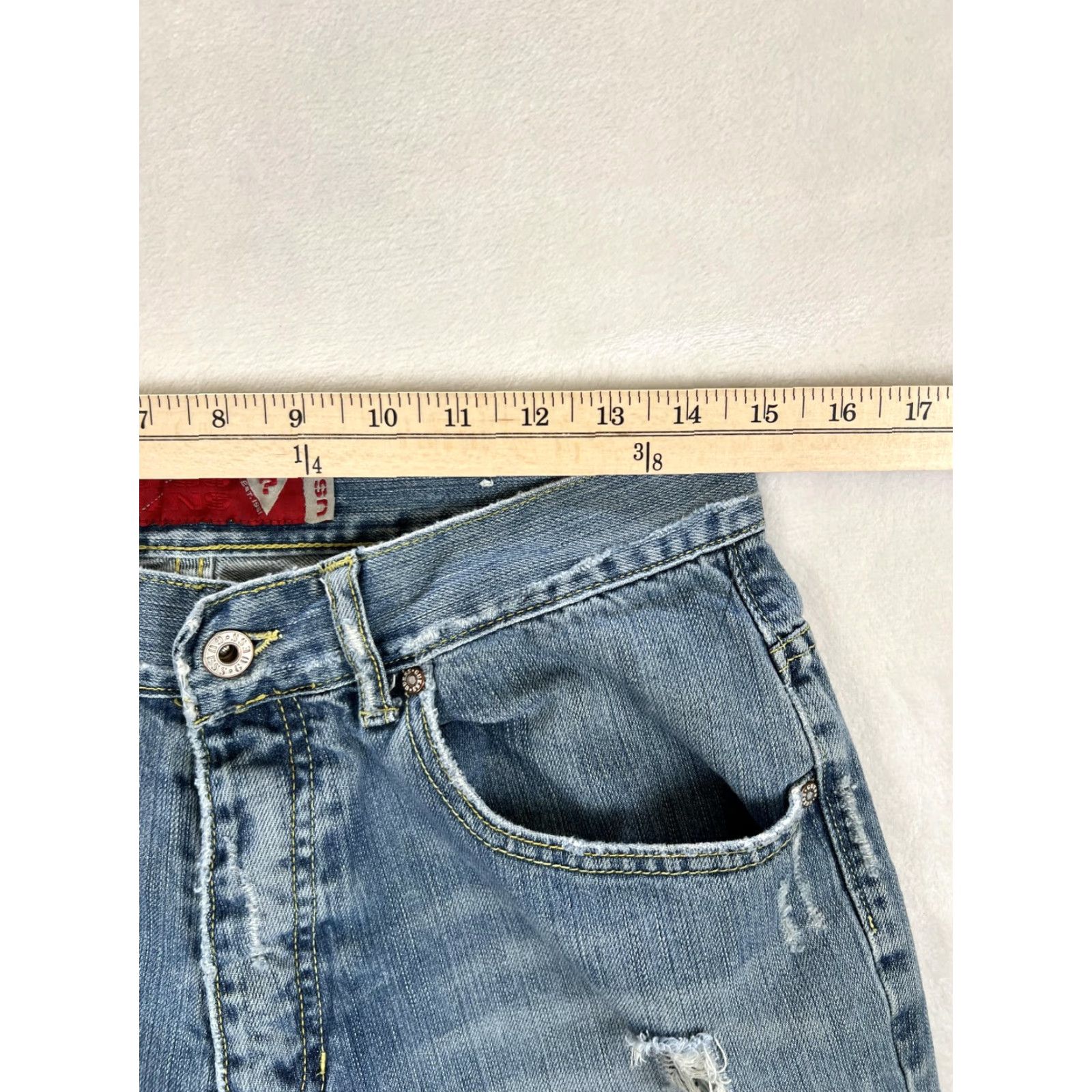 Guess VINTAGE Guess Jeans Mens 30 Blue Distressed Straight Leg Denim Y2K 2000s Size US 30 / EU 46 - 4 Thumbnail