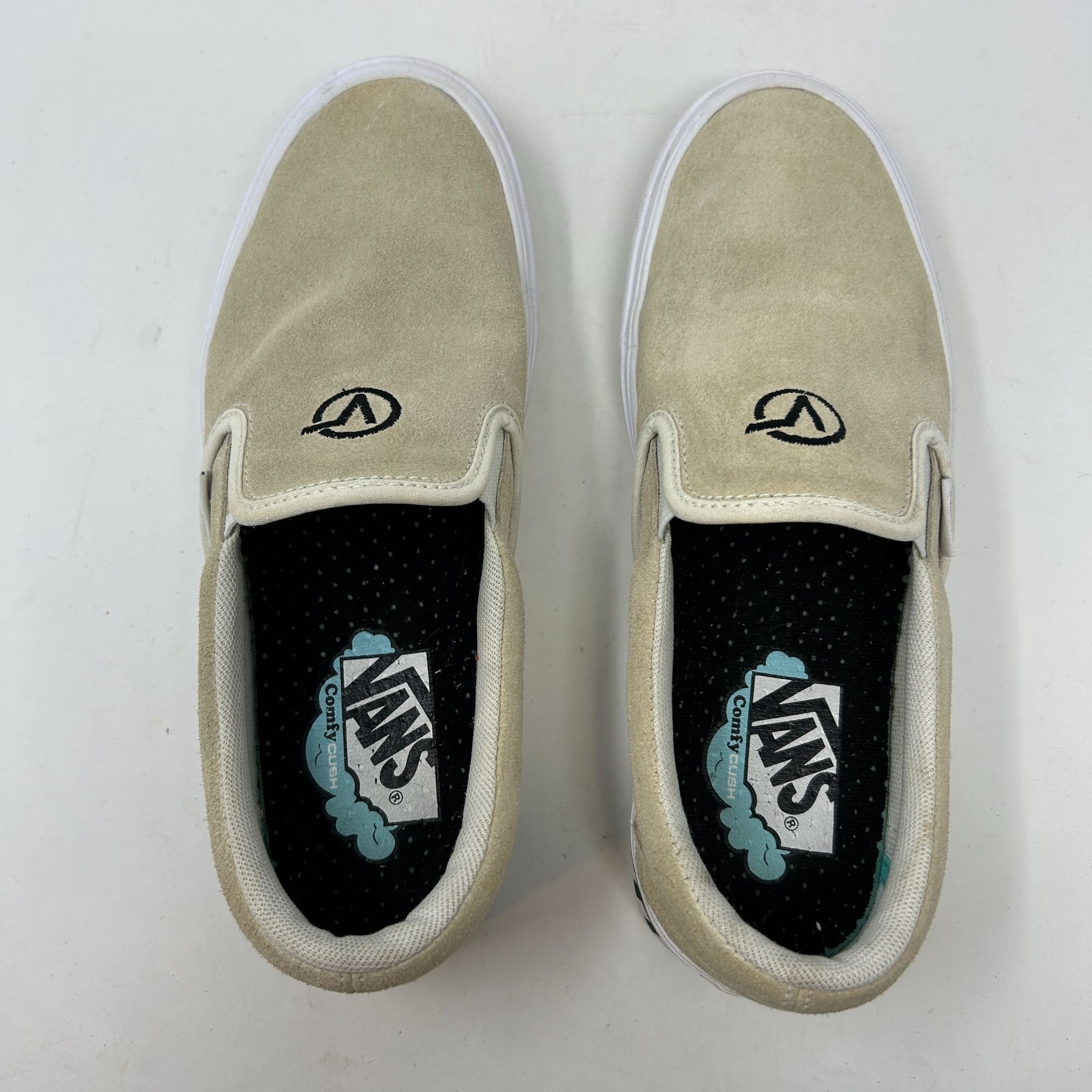 Vans VANS ComfyCush Classic Slip-On White/Cream M 7/ Wmns 8.5 Size US 8.5 / IT 38.5 - 9 Thumbnail