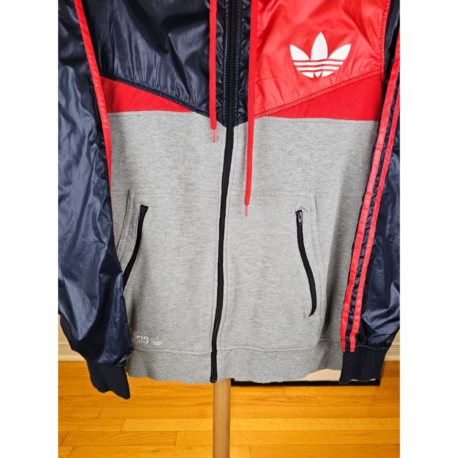 Adidas VINTAGE ADIDAS ORIGINAL TREFOIL ZIP UP HOODIE Mens L Blue Front Zip Full Zip 90s 2000s Size US L / EU 52-54 / 3 - 3 Thumbnail