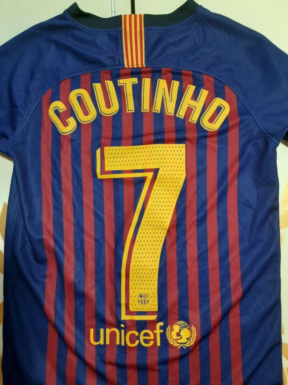 Nike Nike Barcelona Jersey №7 Coutinho 2018-2019 kids size L Size US XXS / EU 40 - 11 Thumbnail