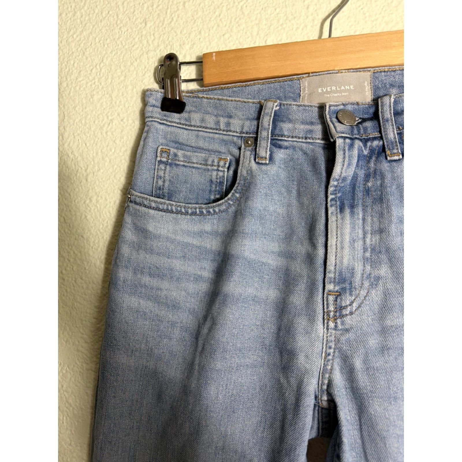 Everlane **Everlane Women's Light Wash Size 25 Straight Jeans** User: Everlane Women's Light Wash Size 25 Straight Jeans Size 42" / US 20 - 4 Thumbnail