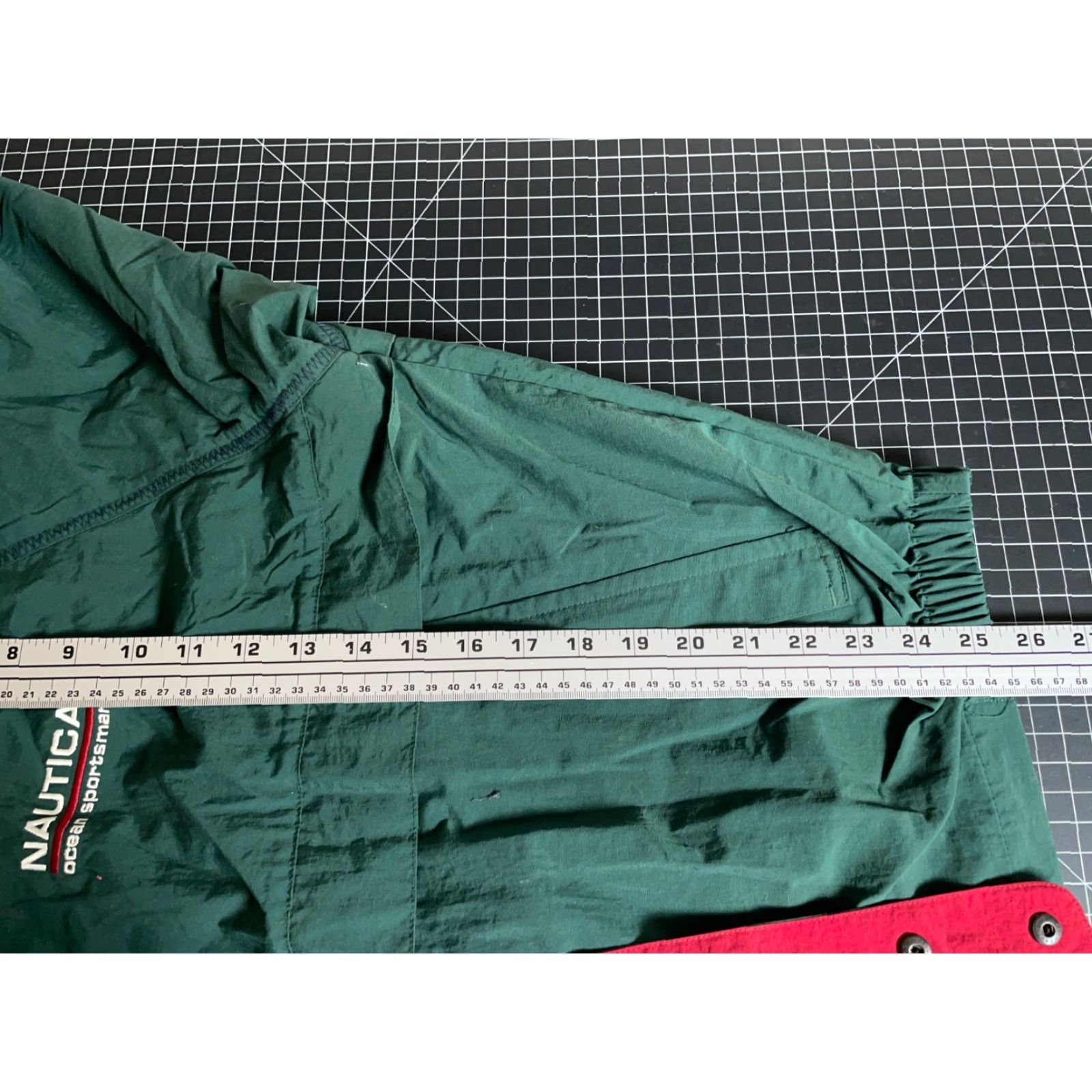 Nautica VINTAGE Nautica Windbreaker Jacket Mens Large Green Nylon Hooded Zip Up - Lightweight, Pockets, Retro Nautical Style Mens Size US L / EU 52-54 / 3 - 6 Thumbnail