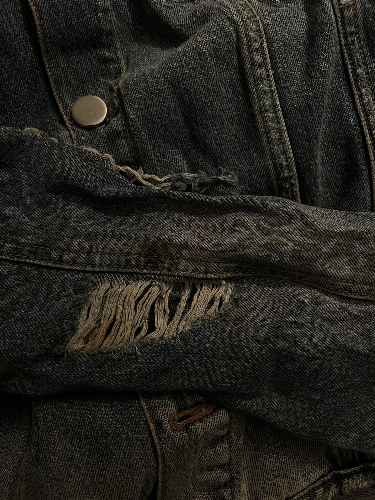 Balmain Balmain Destroyed Distressed Denim Jacket Size US M / EU 48-50 / 2 - 17 Thumbnail