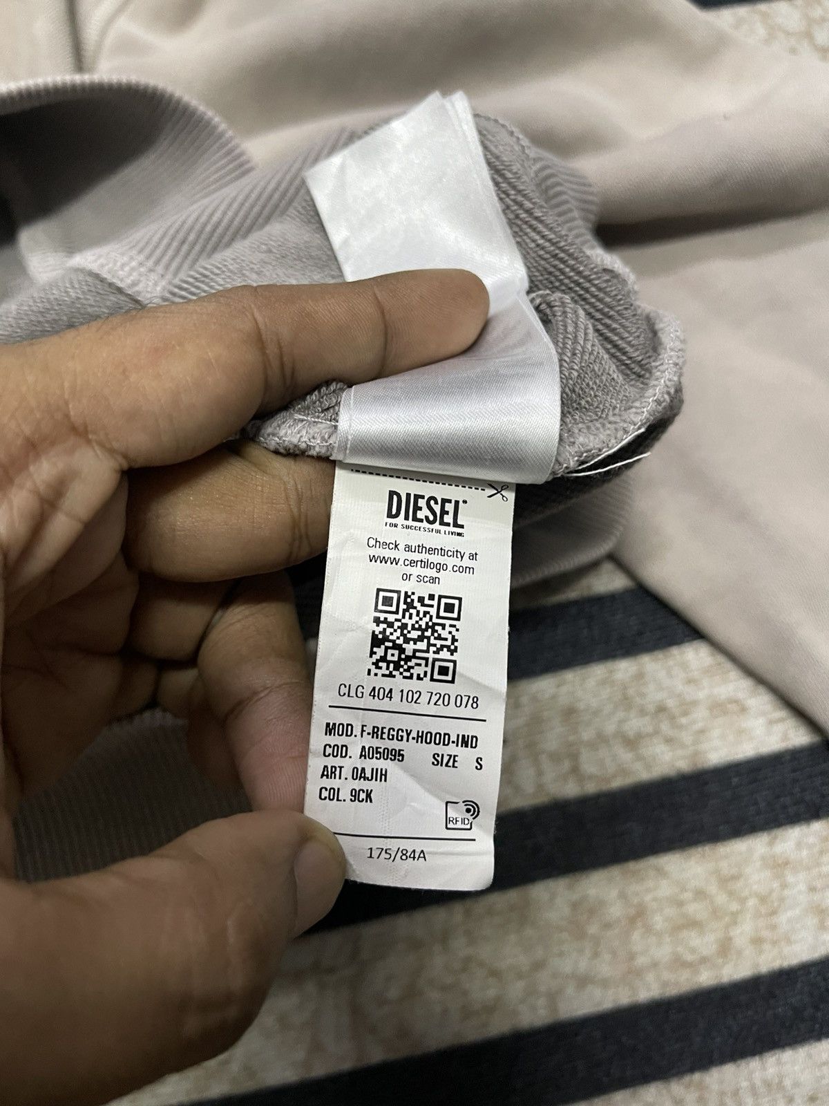 Diesel VINTAGE Y2K DIESEL INDUSTRY DENIM DIVISION FADED HOODIE Size S / US 4 / IT 40 - 12 Thumbnail
