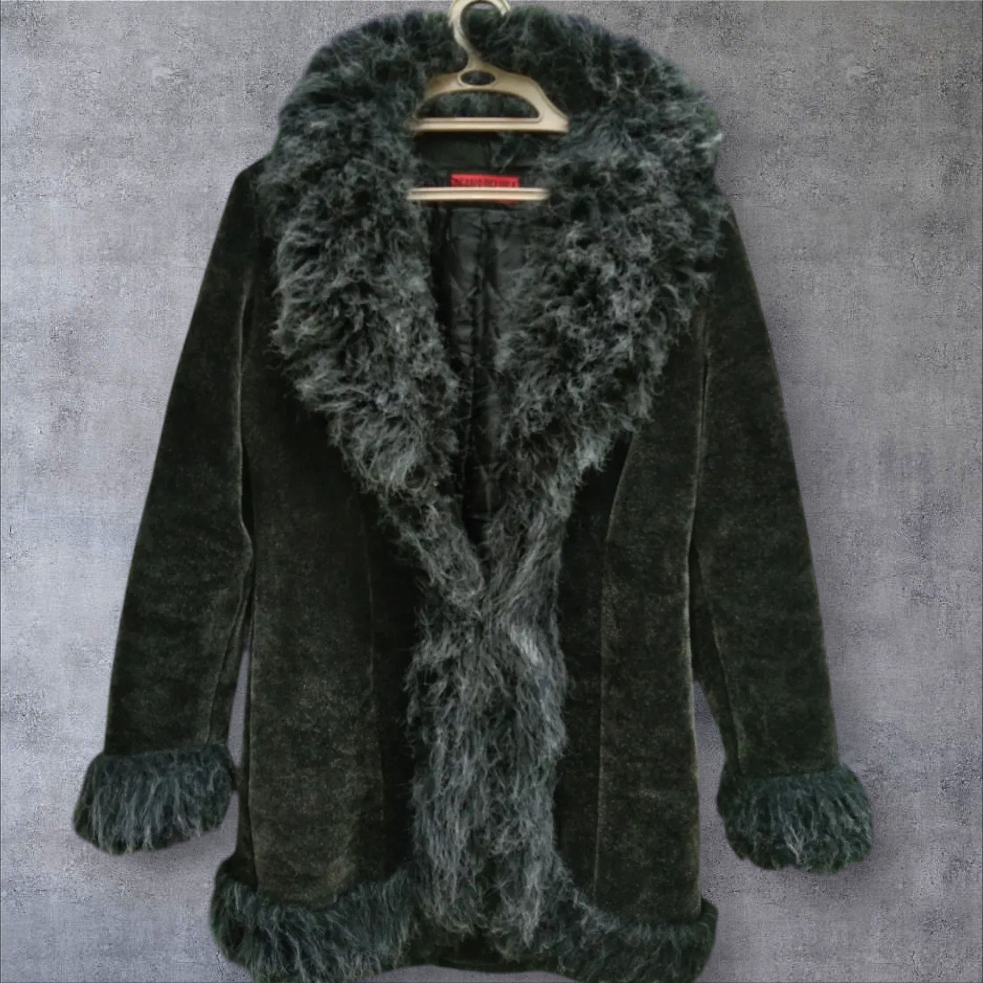 DEAN & DELUCA SHEARLING JACKET
