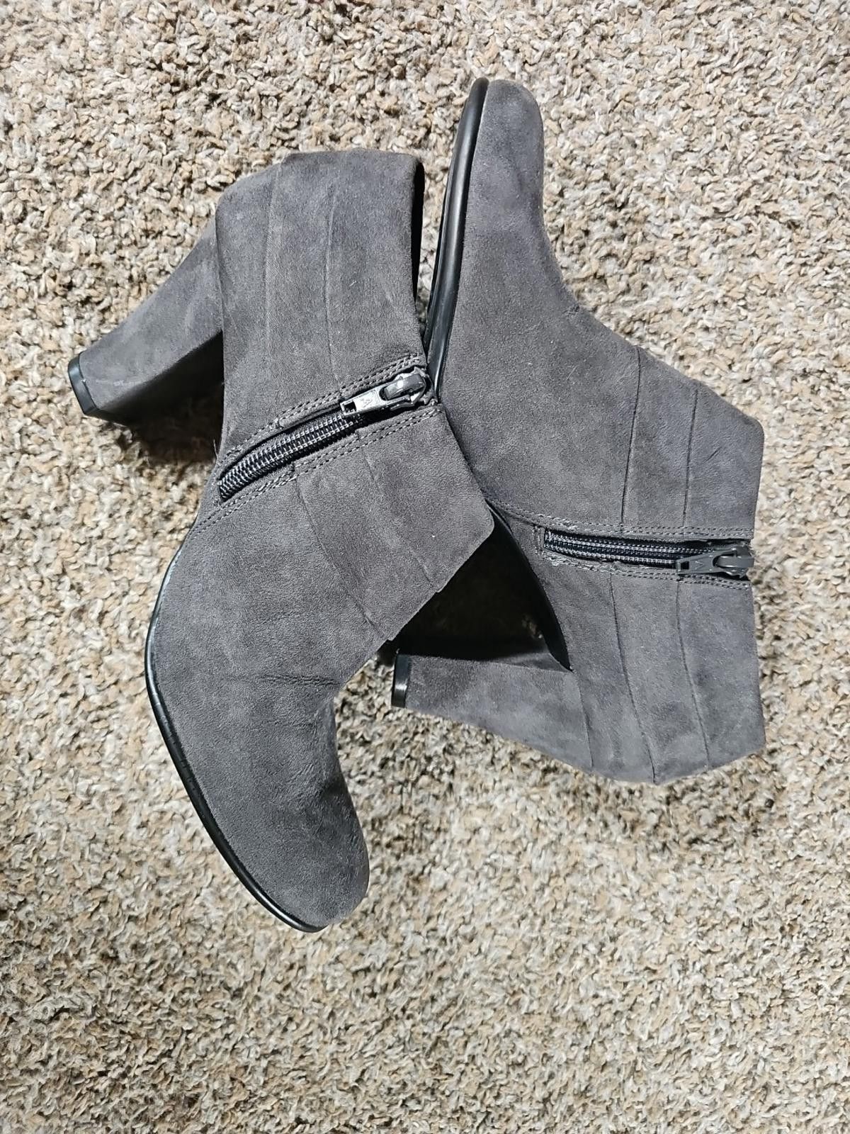 Other Aerosoles HEELREST Shoes Womens Gray Suede Heels Sz US9 EUR7 Size US 9 / IT 39 - 4 Thumbnail
