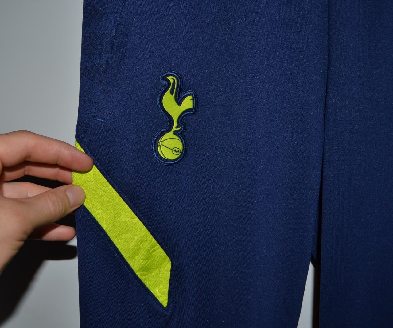 Nike Nike Tottenham Hotspur FC Strike Soccer Pants Jogger Size S Size US 30 / EU 46 - 3 Thumbnail
