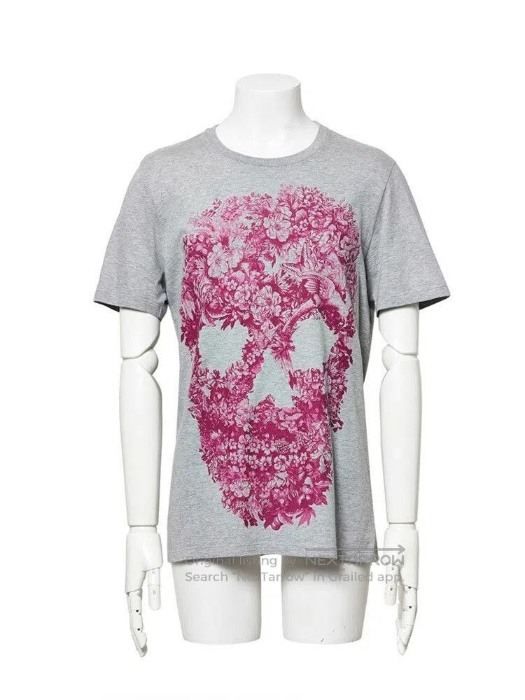 pink floral skull print short sleeve t-shirt.