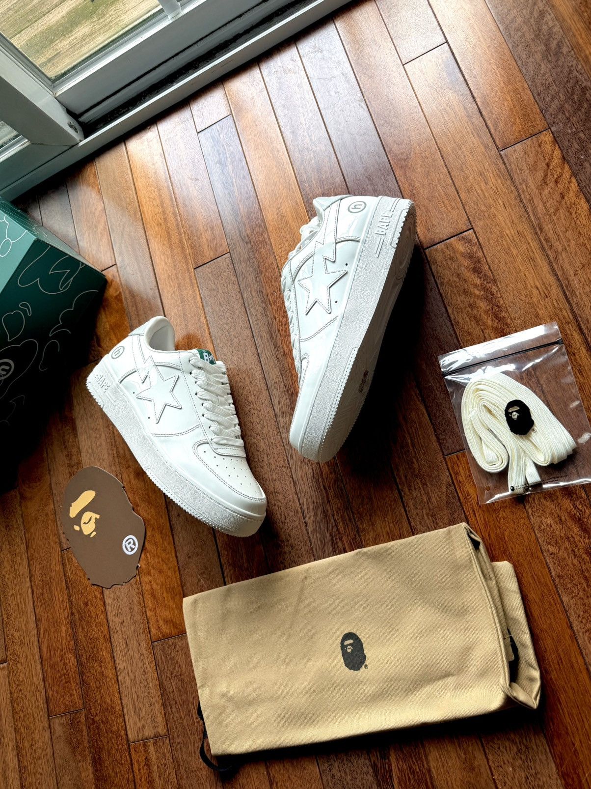 Bape HIDDEN® BAPE STA #1 Friends & Family Patent Leather size 10 Size US 10 / EU 43 - 2 Thumbnail