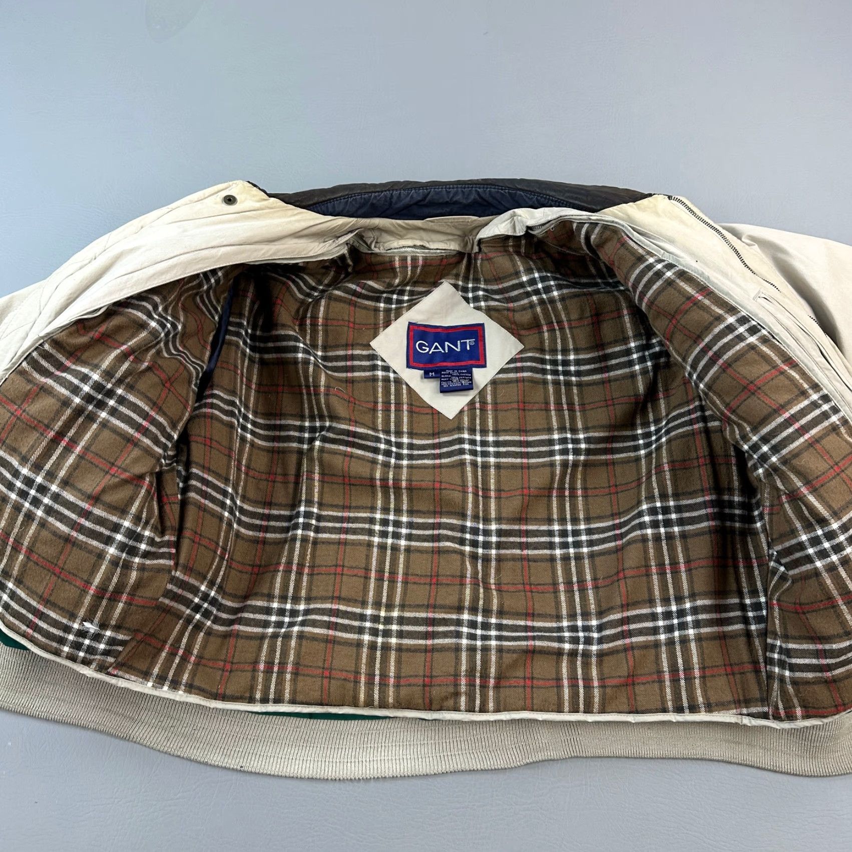 Gant VINTAGE Gant Jacket Mens Medium Beige Flannel Down Liner Leather Collar Bomber Jacket Size US M / EU 48-50 / 2 - 5 Thumbnail