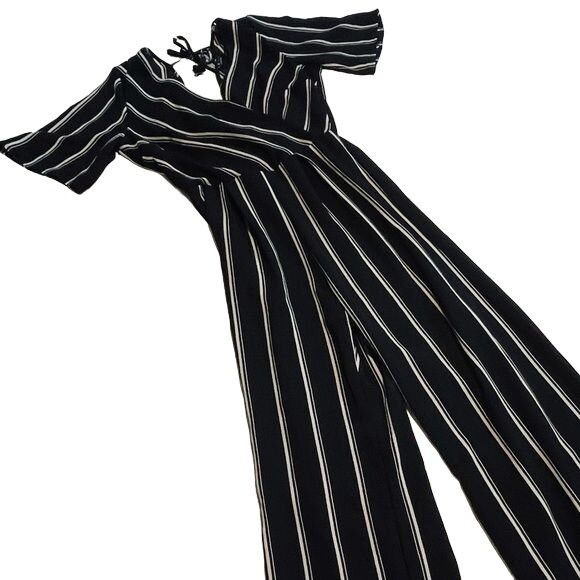 Custom FRANCESCA’S TRIXXI black white Striped one piece Jumpsuit w