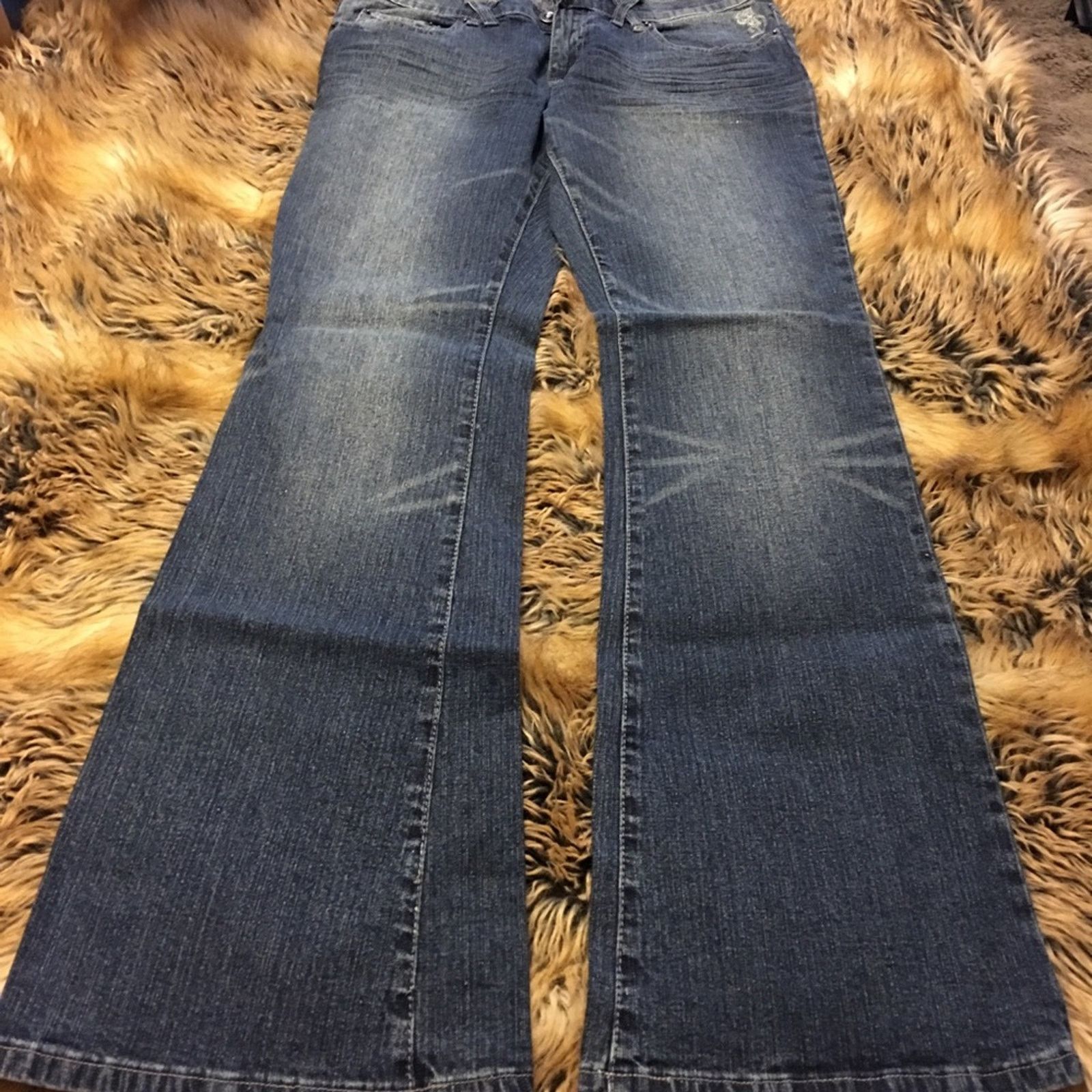 Other SO stretch embroidered flare jeans NWT 9 Size 31" - 3 Thumbnail