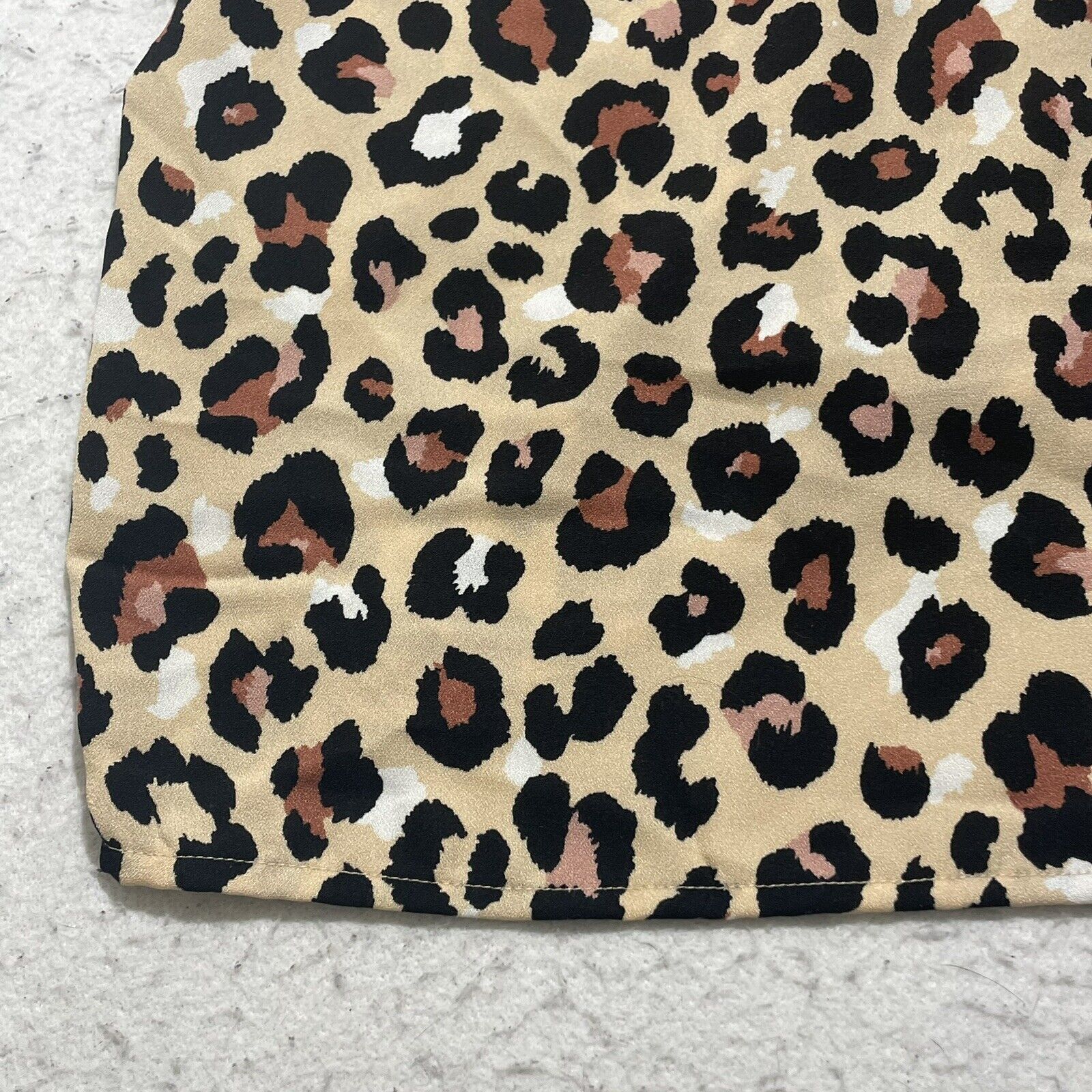 Other Paper Crane Cheetah Print Button Front Short Sleeve Collared Size M / US 6-8 / IT 42-44 - 13 Thumbnail
