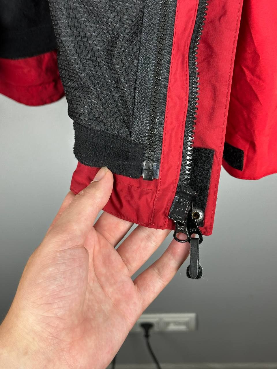 SALEWA Salewa 2 In 1 Outdoor Red Jacket Fleece Gorpcore Size US XL / EU 56 / 4 - 12 Thumbnail