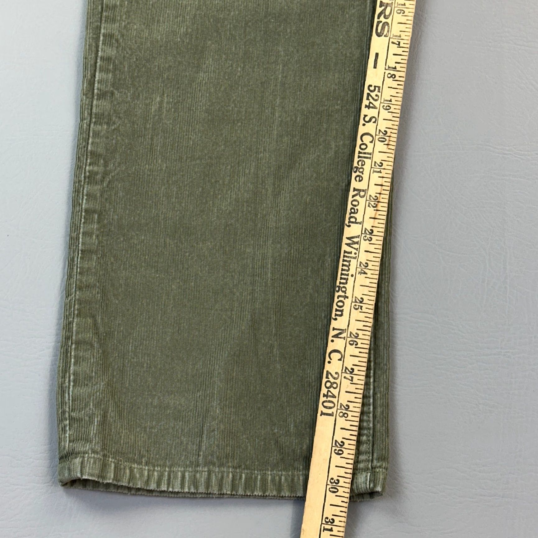 Vineyard Vines Vineyard Vines Pants Mens 38x30 Green Corduroy Flat Front 5 Pocket Preppy Casual Size US 38 / EU 54 - 3 Thumbnail