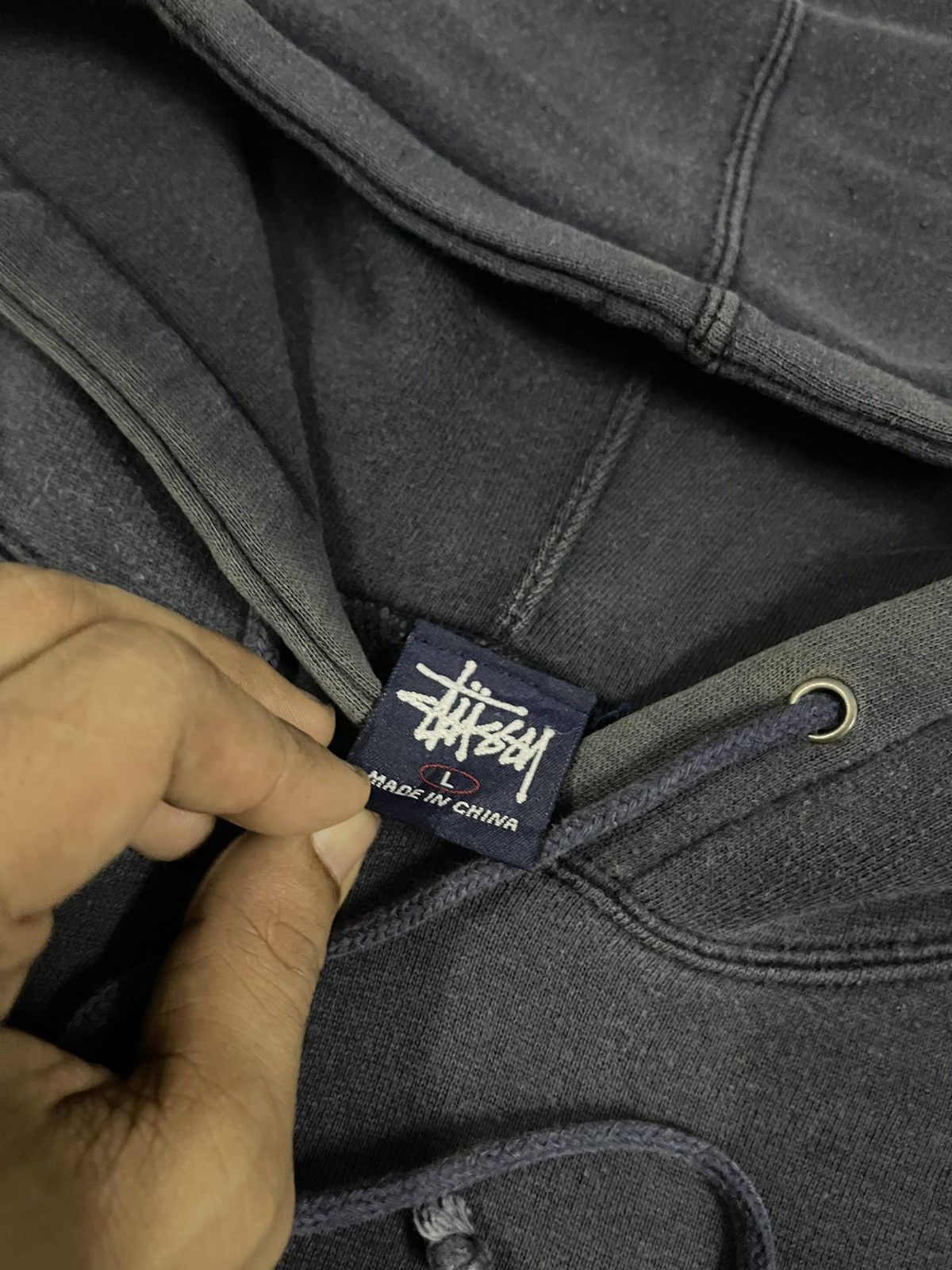 Stussy 90s STUSSY CROWN PULLOVER HOODIE OVERALL FADED SIZE L Size US L / EU 52-54 / 3 - 7 Thumbnail
