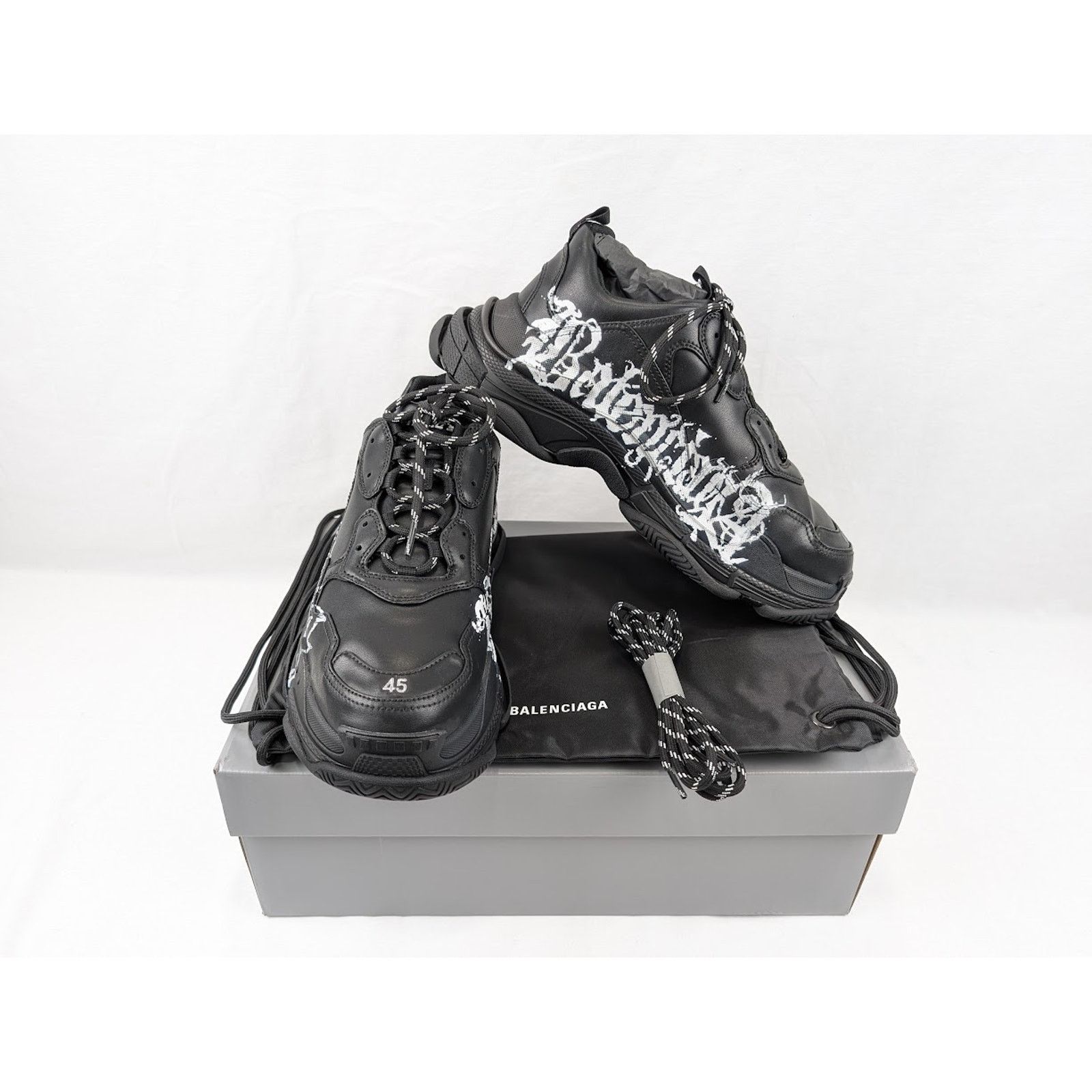 Balenciaga o1rshd1 Q:2 / Leather Triple S Sneakers in Black/White Size US 9 / EU 42 - 20 Thumbnail