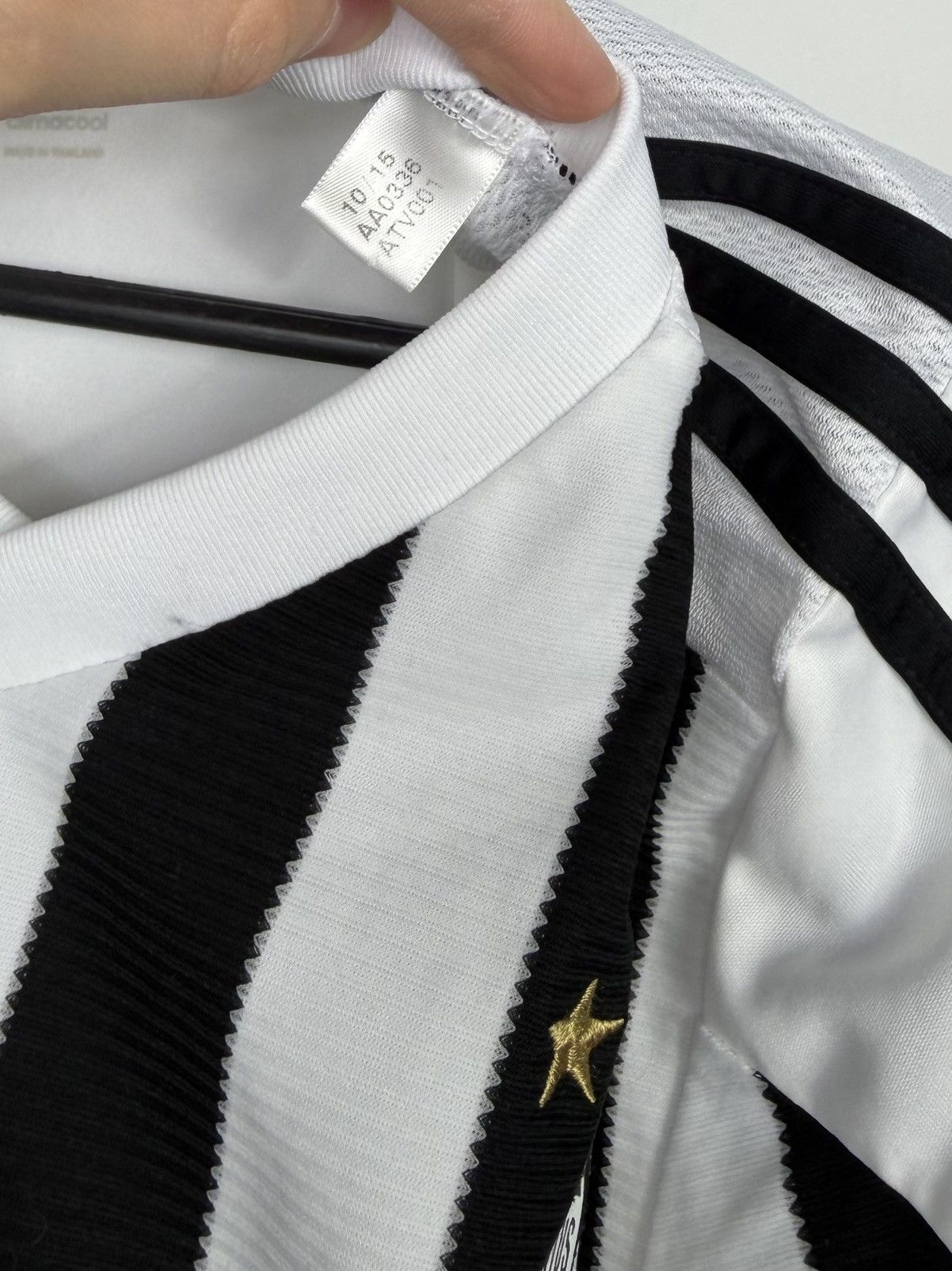 Adidas Adidas Juventus 2015/2016 Soccer Jersey Size: Size US S / EU 44-46 / 1 - 3 Thumbnail