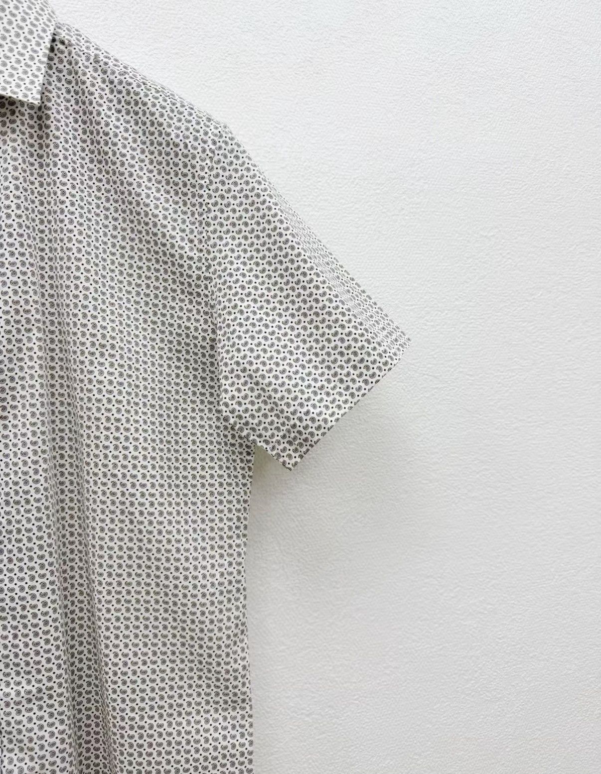 Saint Laurent Paris SAINT LAURENT 100% Cotton Short Sleeve Shirt J30 Size US XS / EU 42 / 0 - 3 Thumbnail
