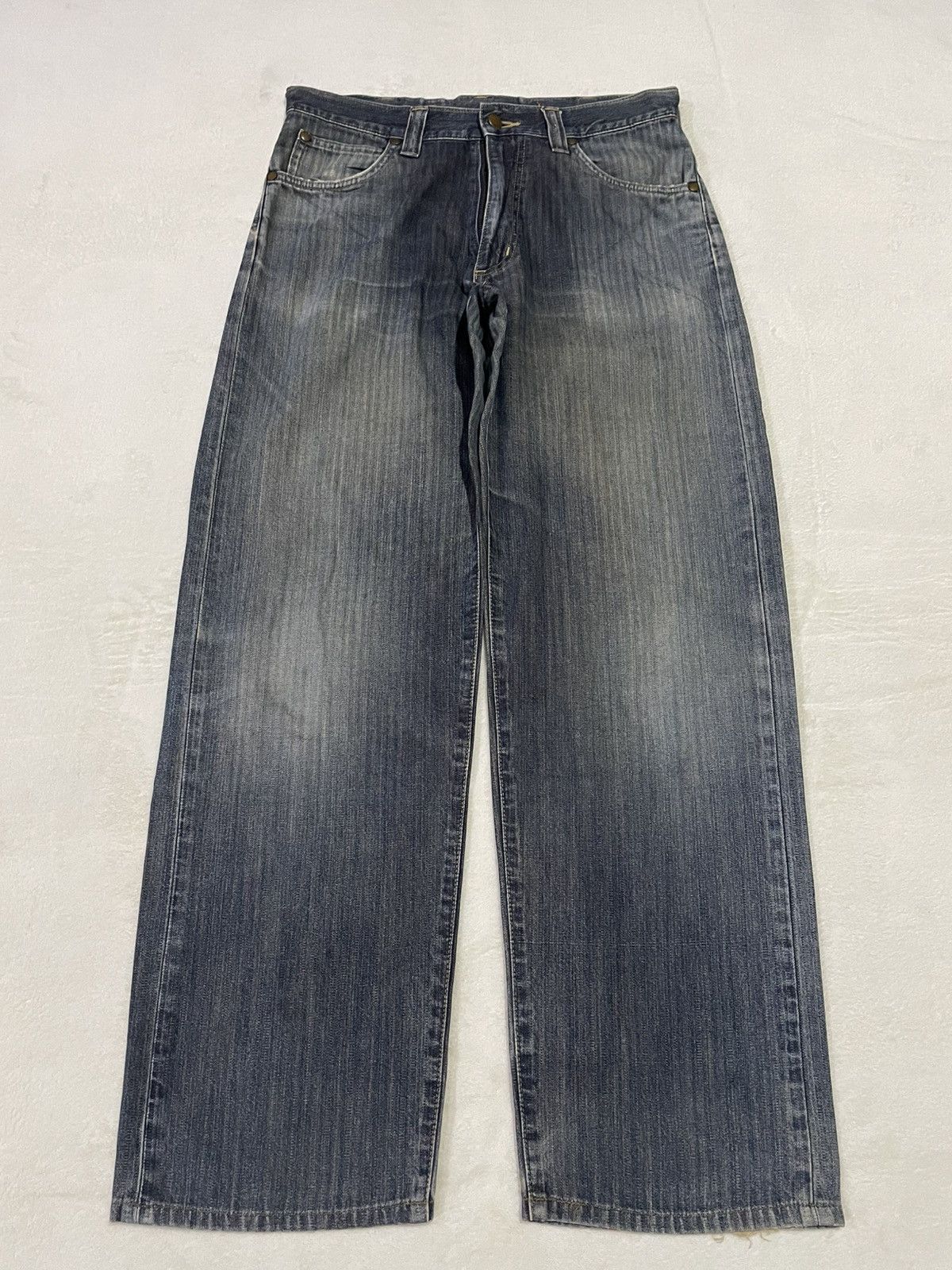 Wrangler Vintage Wrangler Buckle Baggy Faded Denim Jeans Size US 34 / EU 50 - 1 Thumbnail